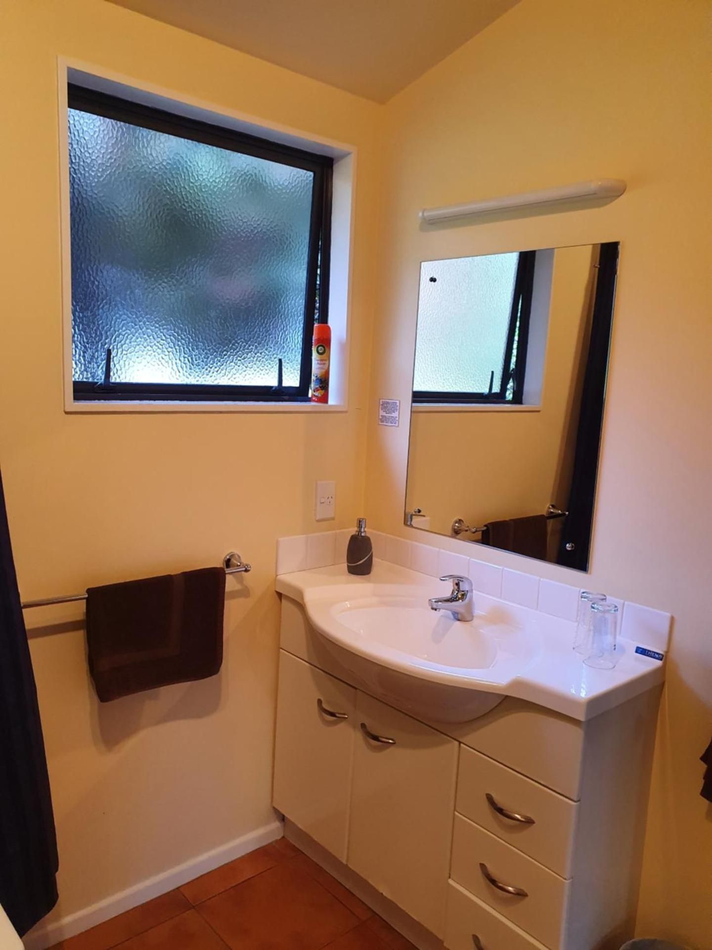 Queen Suite with Spa Bath
