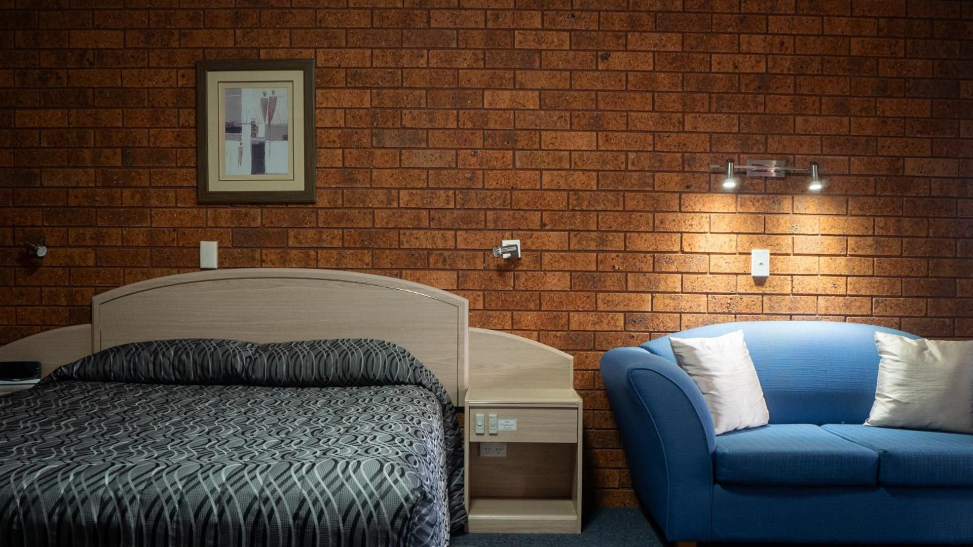 Queen Room - Disability Access