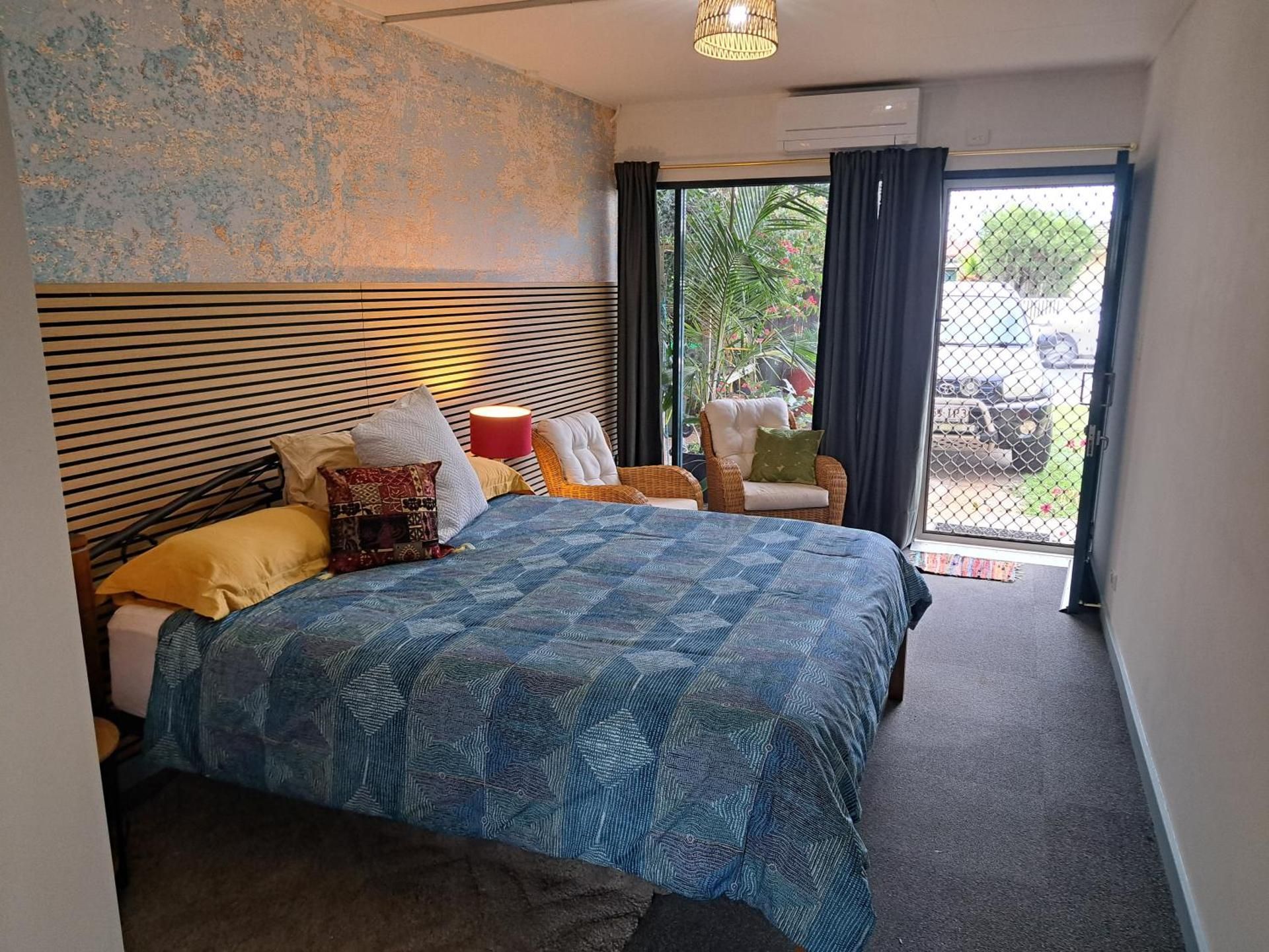 Studio Apartment with King Bed