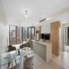 Queen St Residence