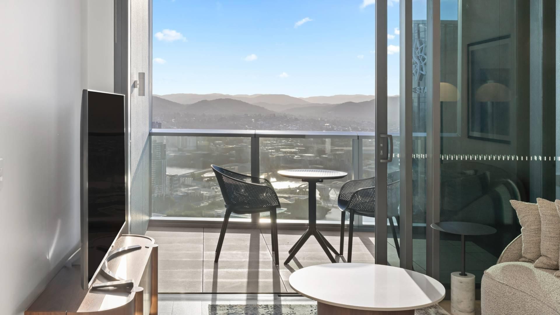 1 Bedroom River View - No Housekeeping