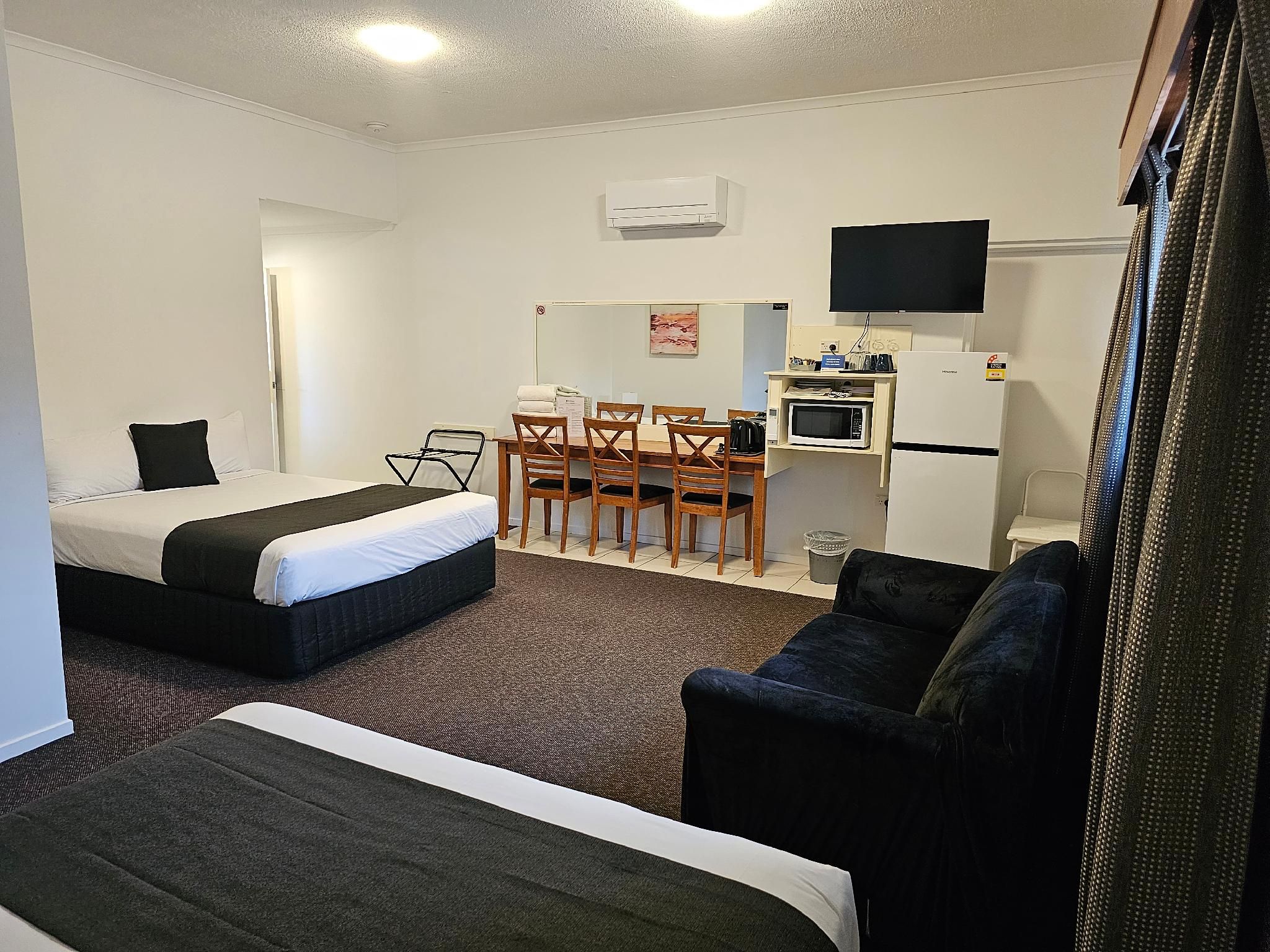 Accessible - 2 Beds