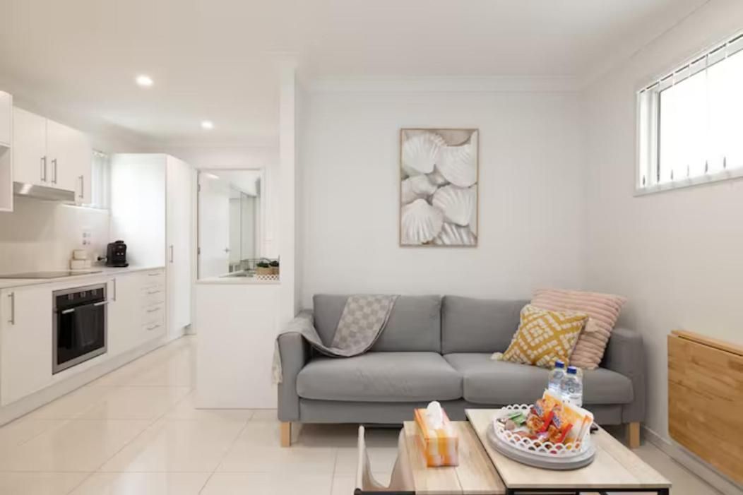 One-Bedroom Deluxe Apartment