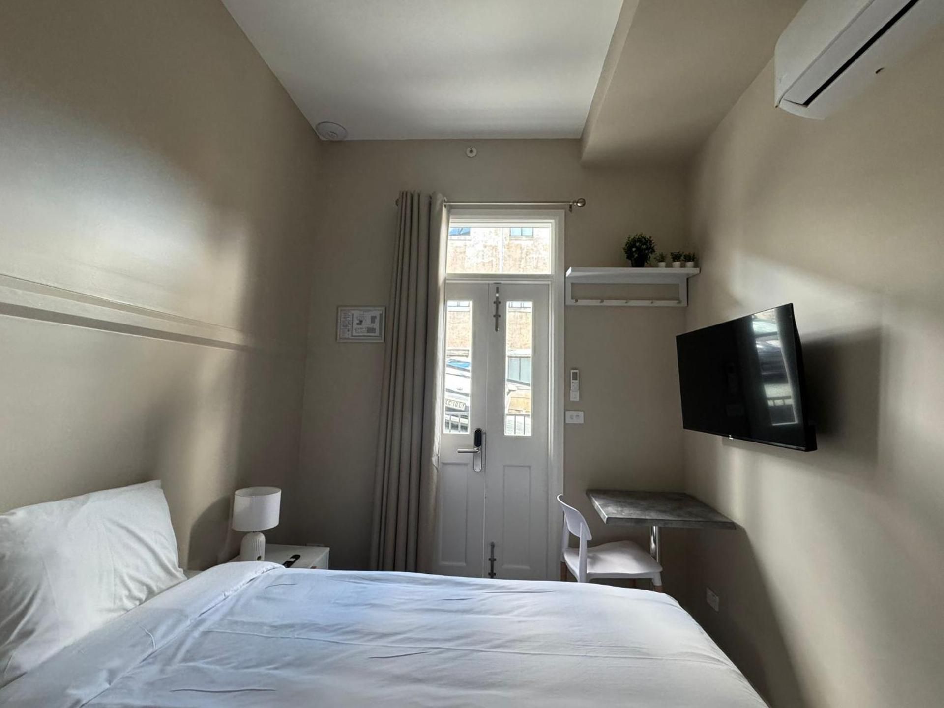 Cliveden Single Studio