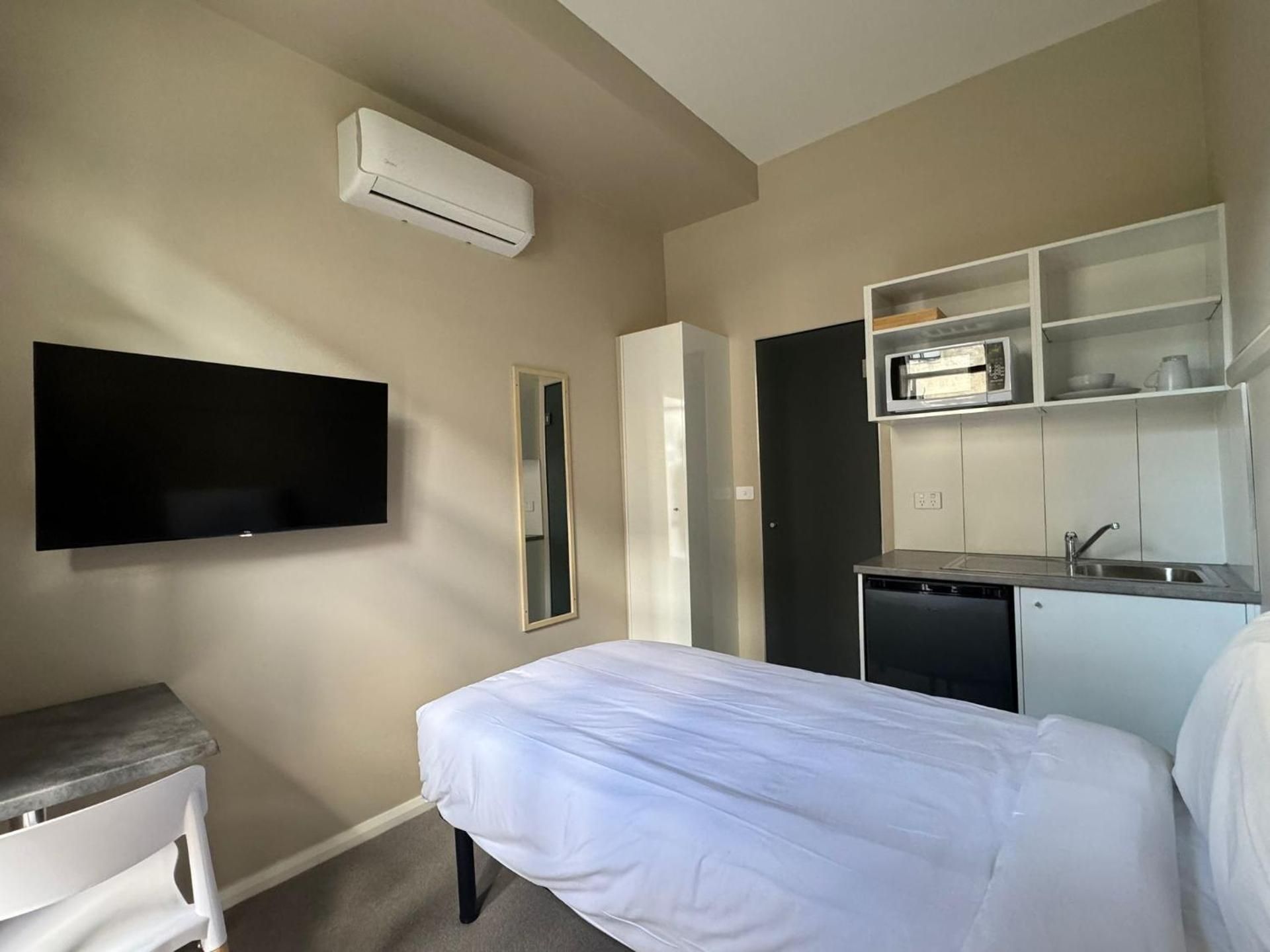 Cliveden Single Studio