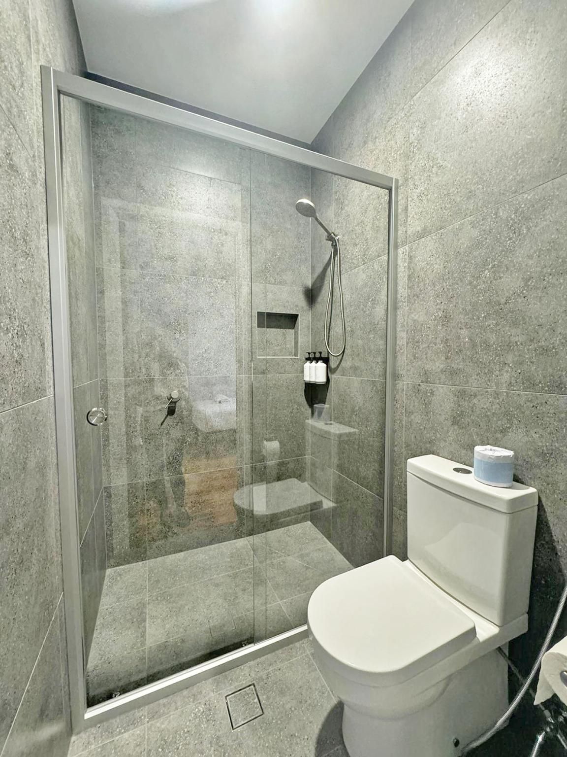 Single Air Conditioning