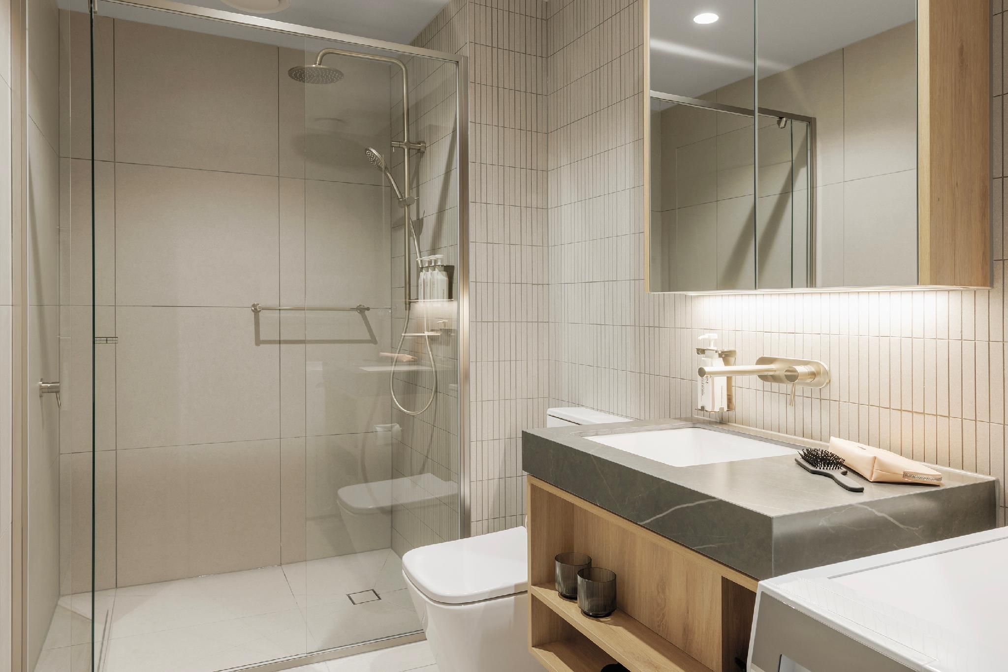 Interconnecting 2-Bedroom Apartment