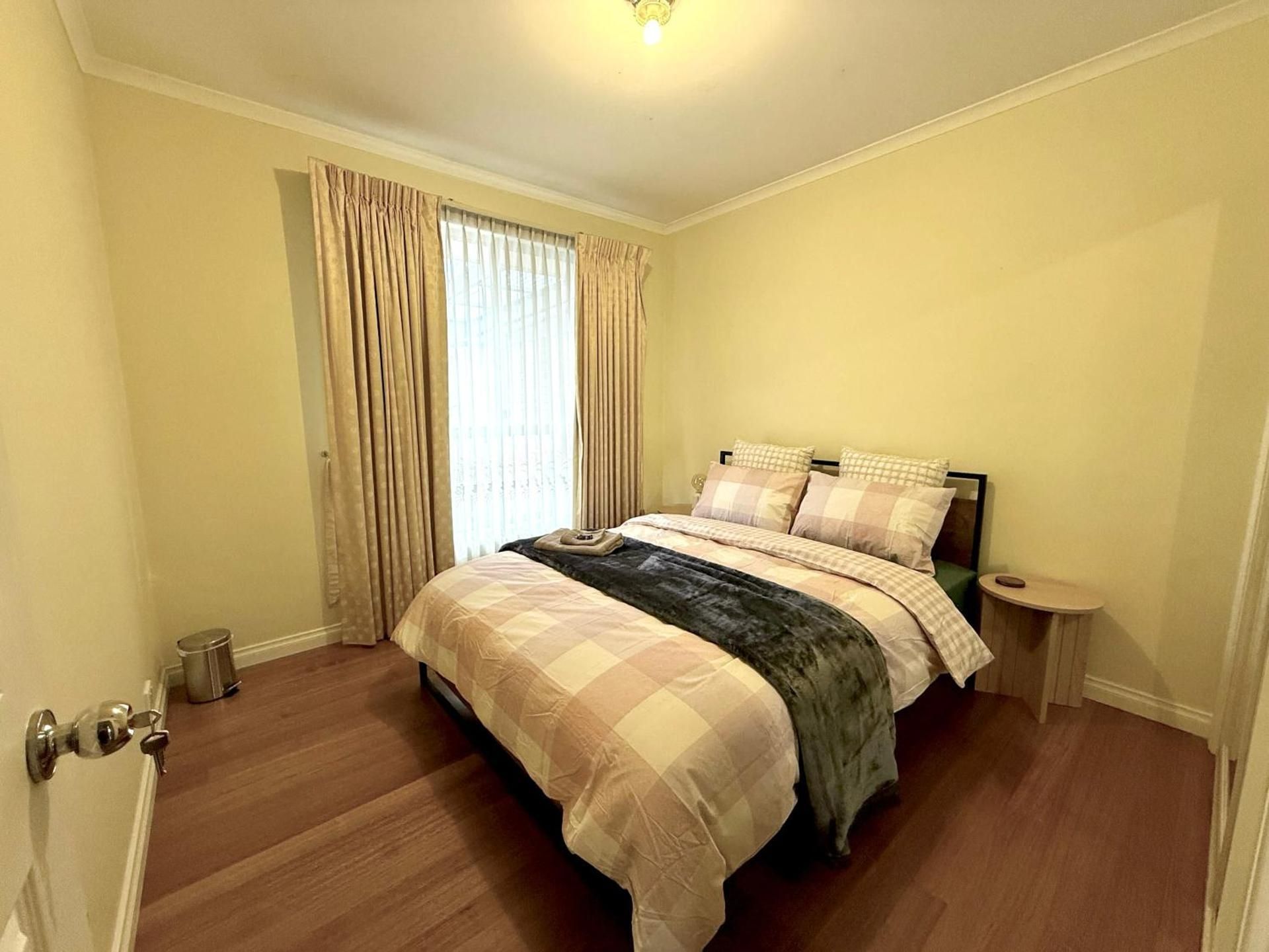 Queen Room with Shared Bathroom