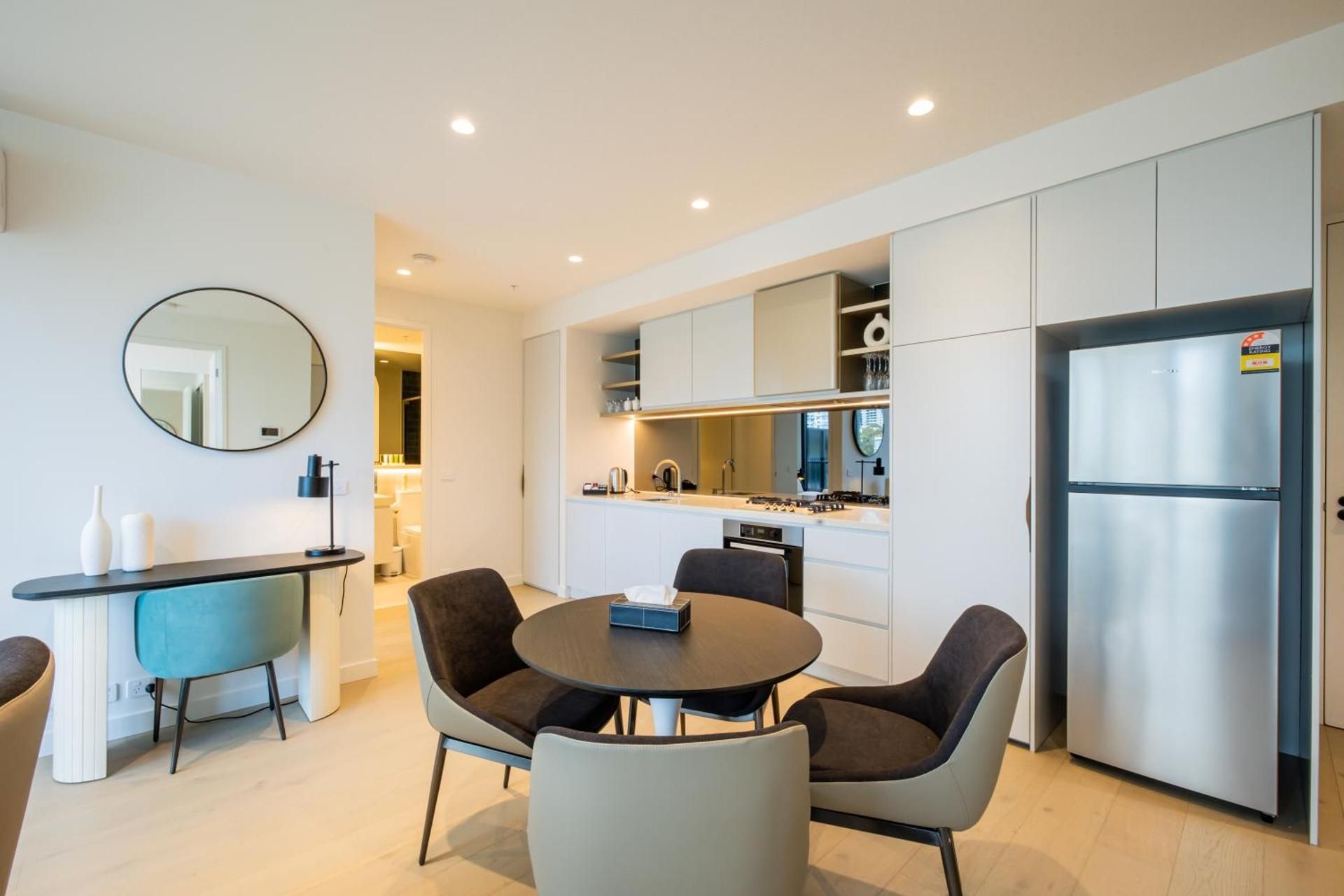 2 Bedroom 2 Bathroom Premier Apartment with City View