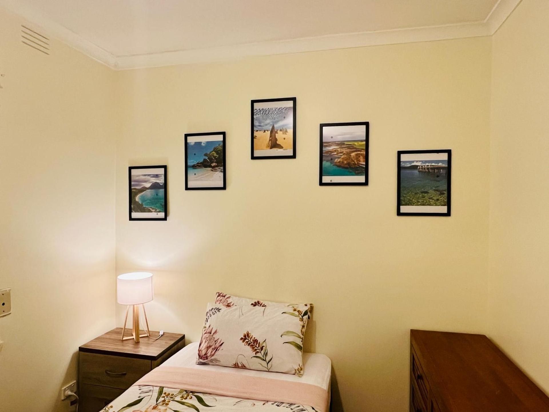 Single Room with Shared Bathroom