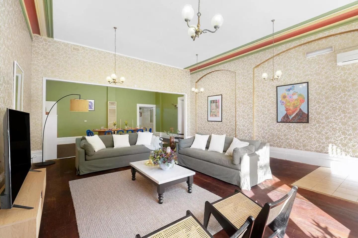 shared lounge/tv area