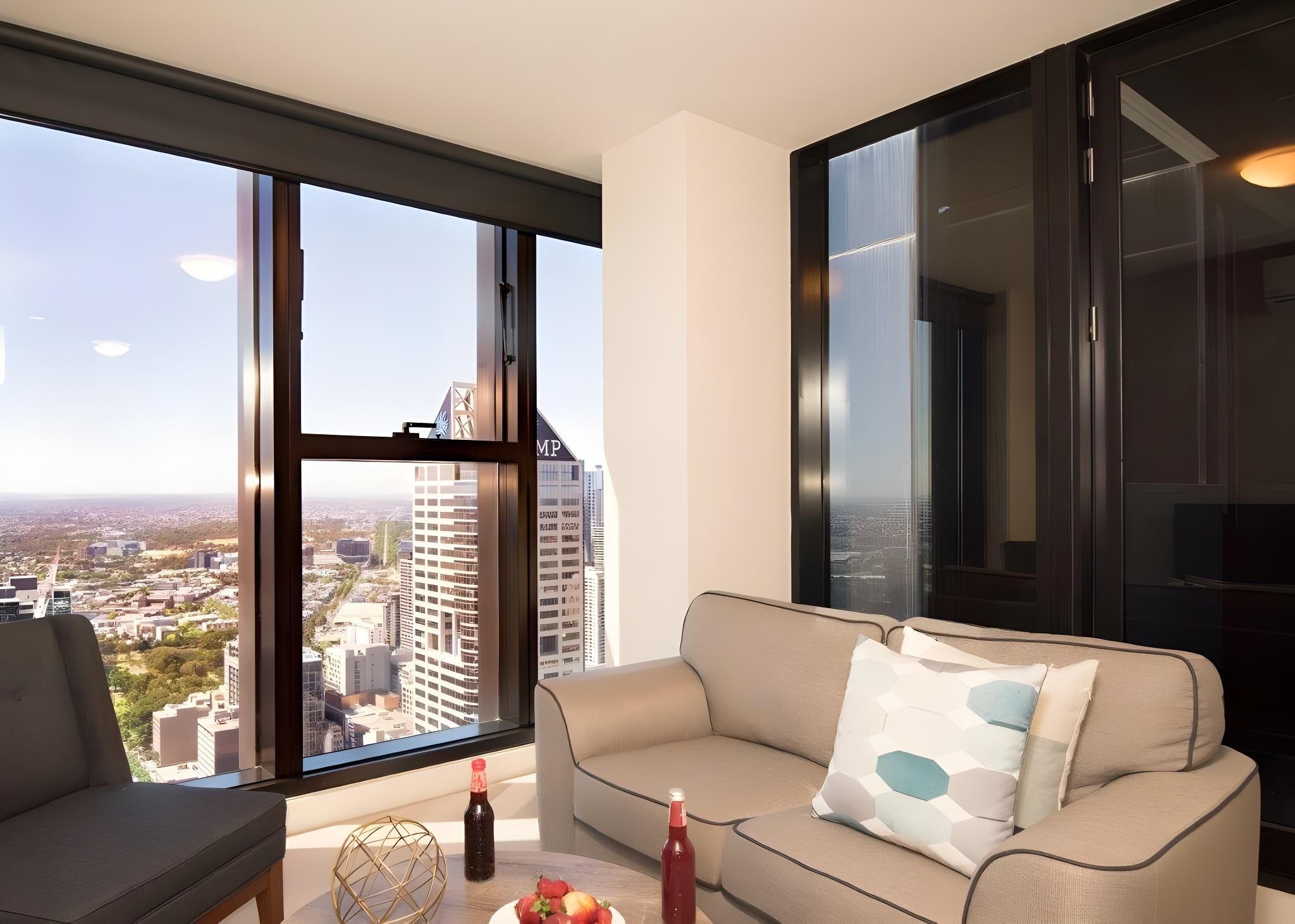 Deluxe 2-Bedroom Apartment
