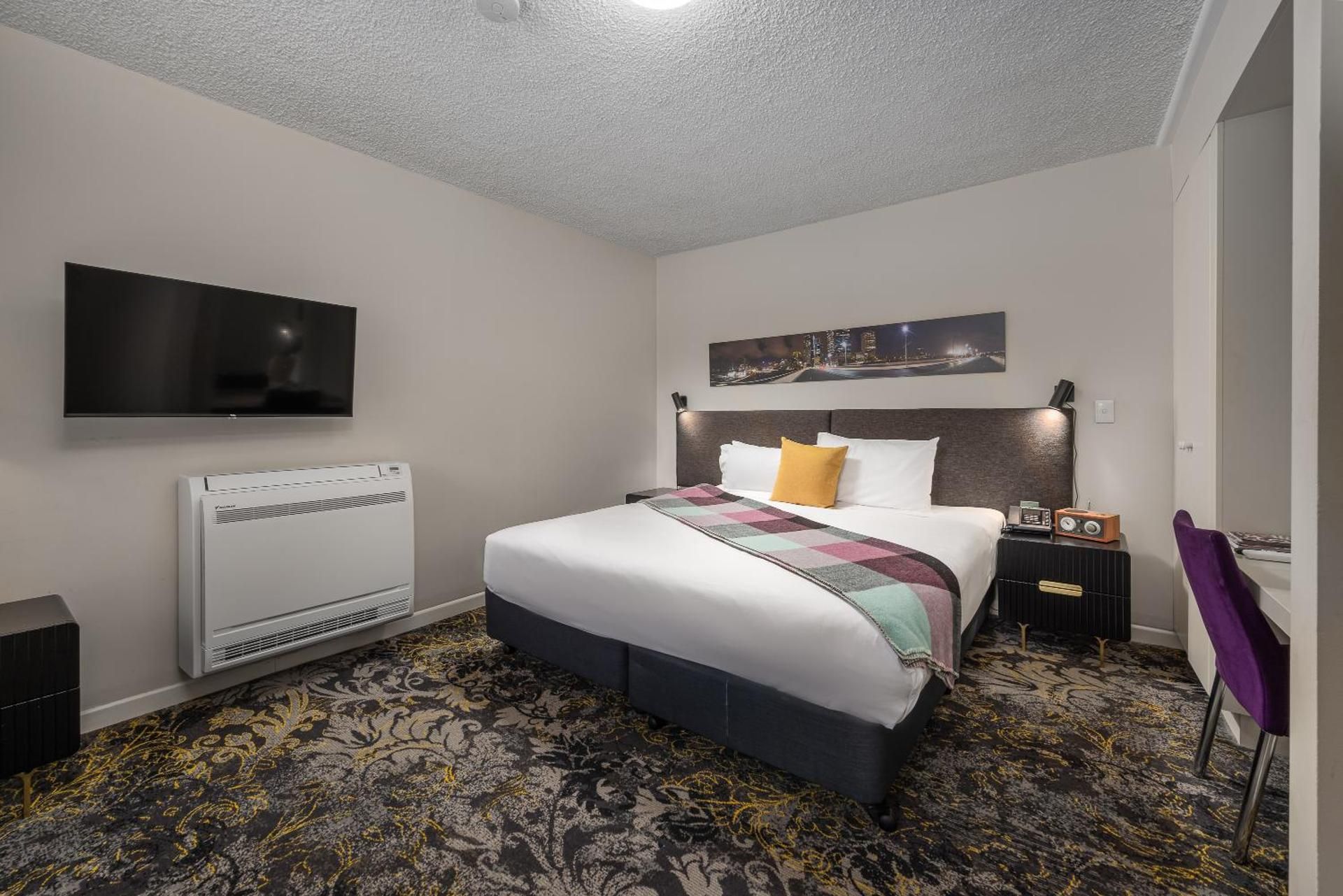 City Limits Apartments Standard Studio Triple