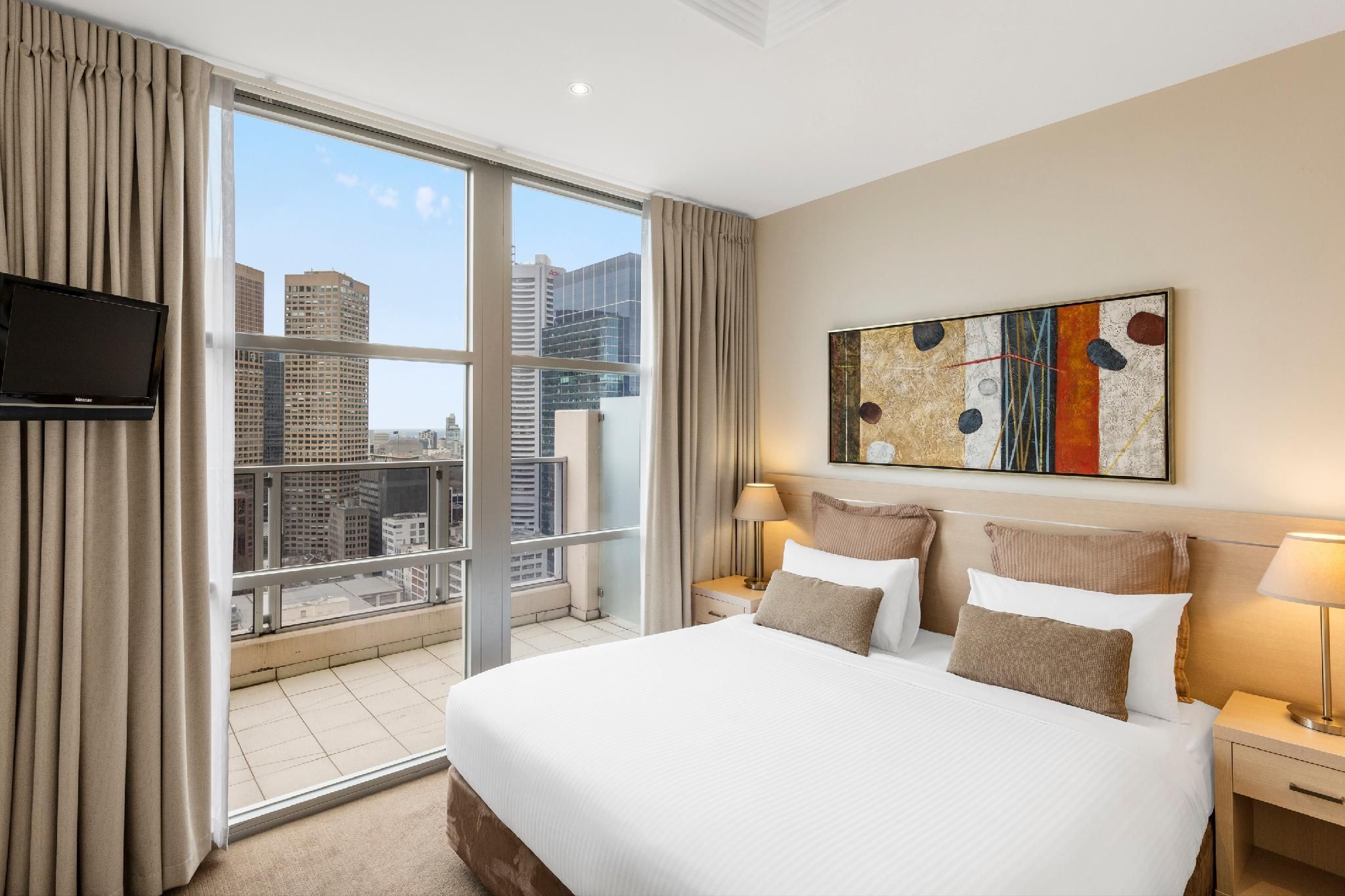 1-Bedroom High Floor Apartment