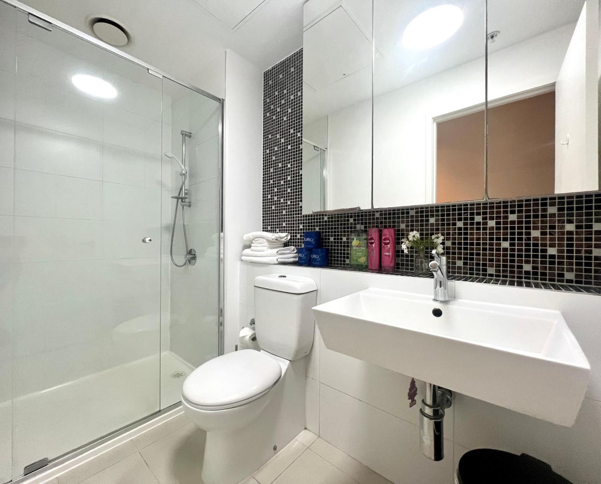 Two-Bedroom Apartment with Balcony