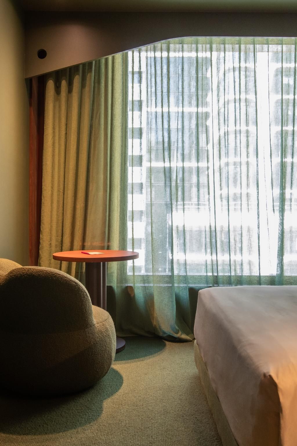 Hyde Melbourne Place General Admission Queen 2