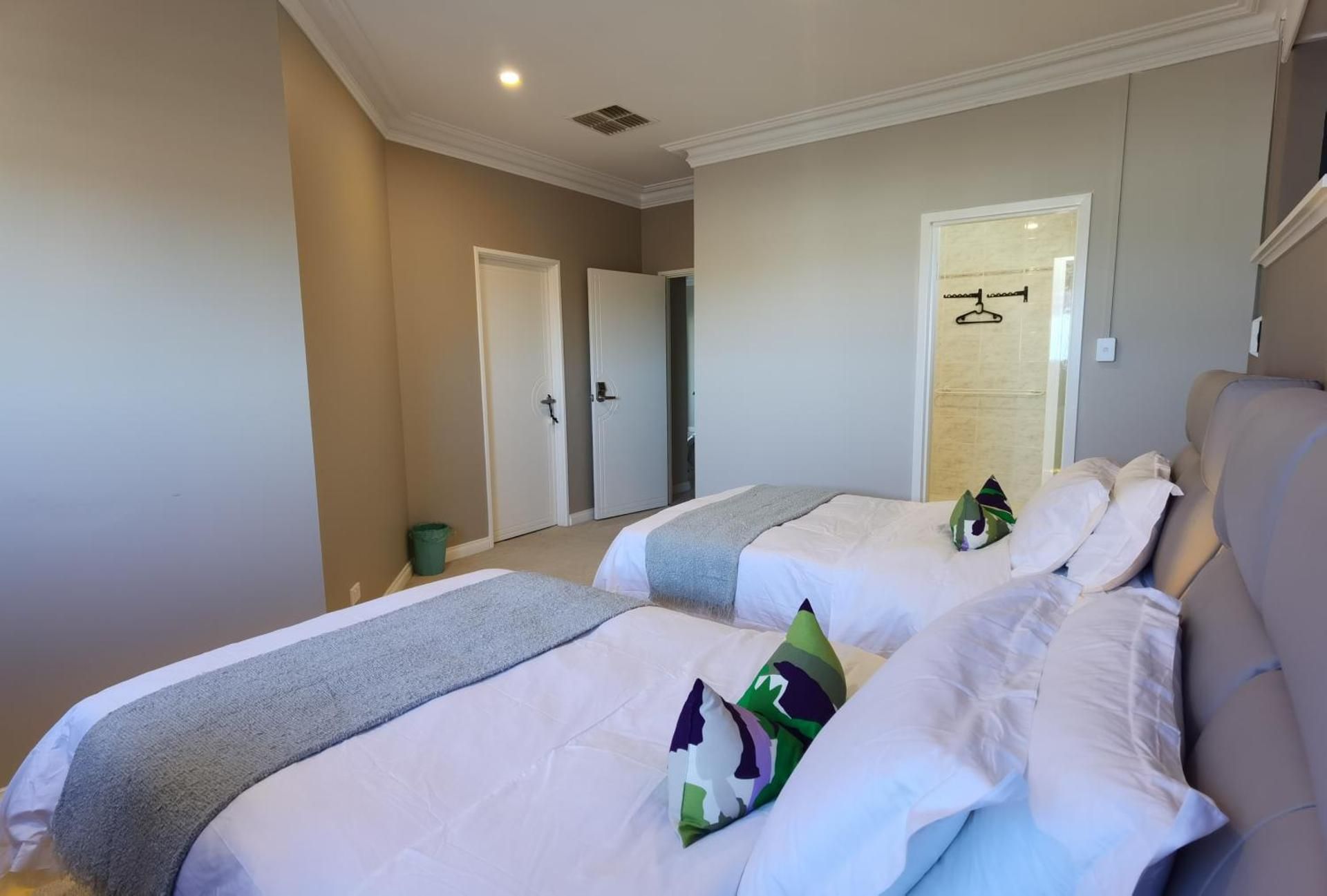 Deluxe Twin Room with Sea View