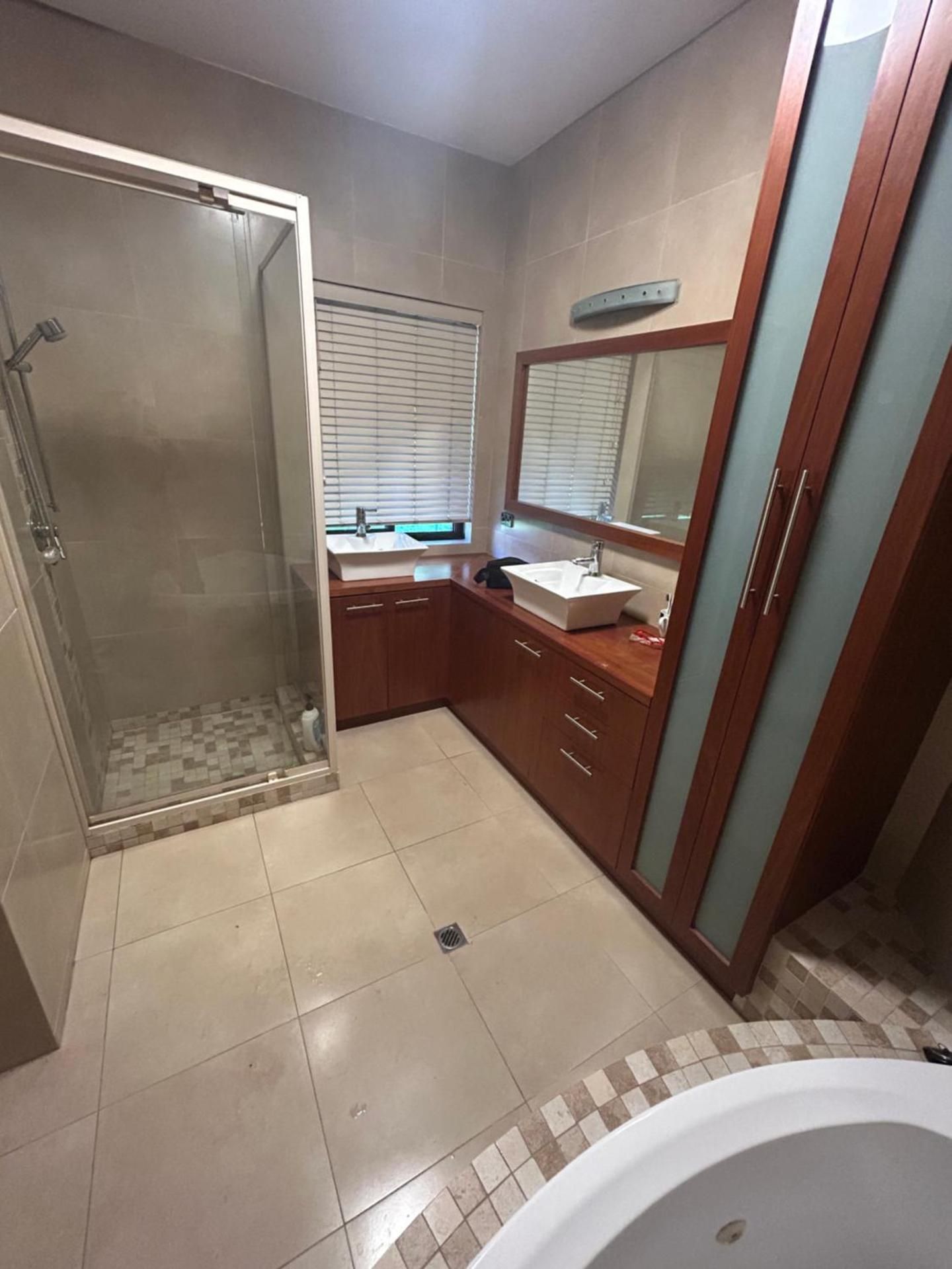 Single Room with Shared Shower and Toilet