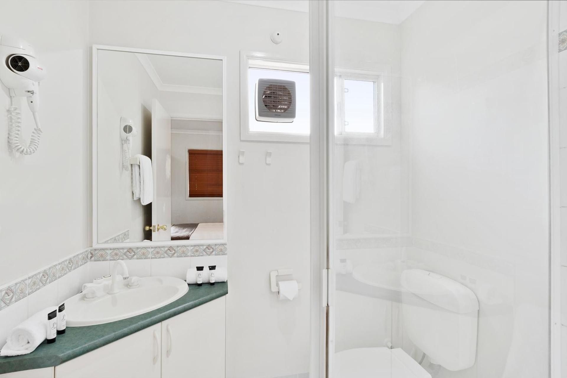 Discovery Parks - Woodman Point Standard Studio Room 3