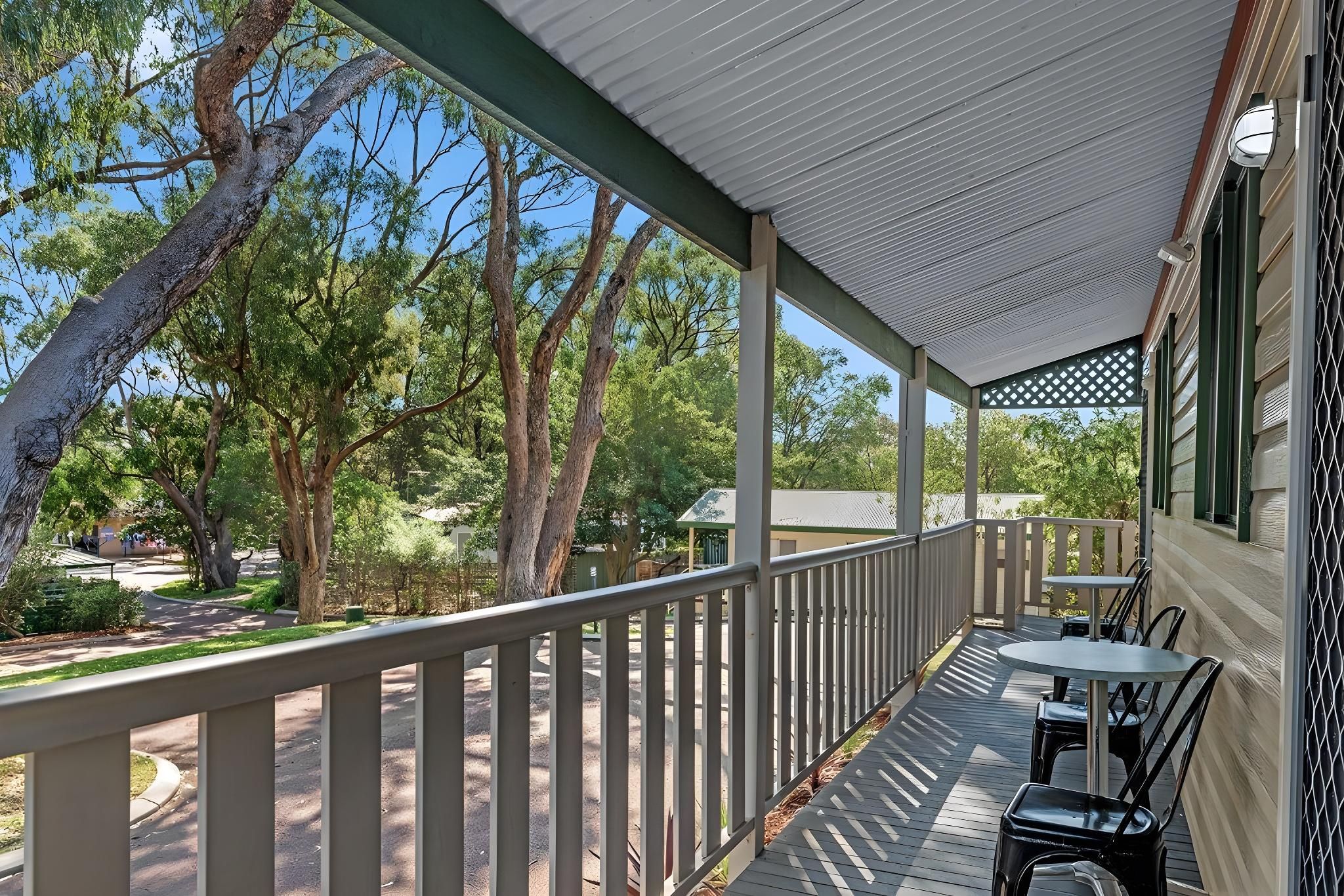 Discovery Parks - Woodman Point Standard Studio Room 2