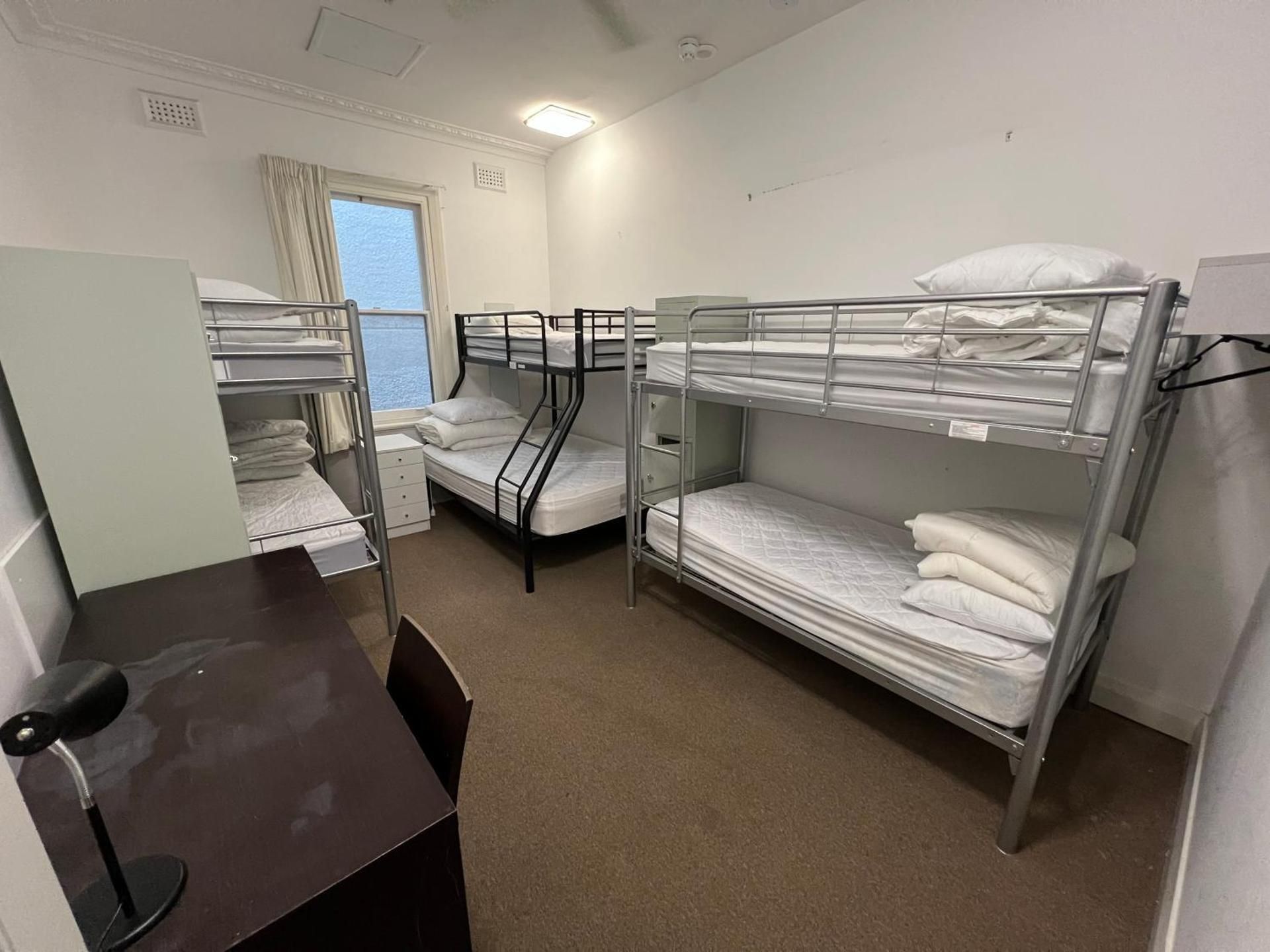 Bed in 6-Bed Mixed Dormitory Room