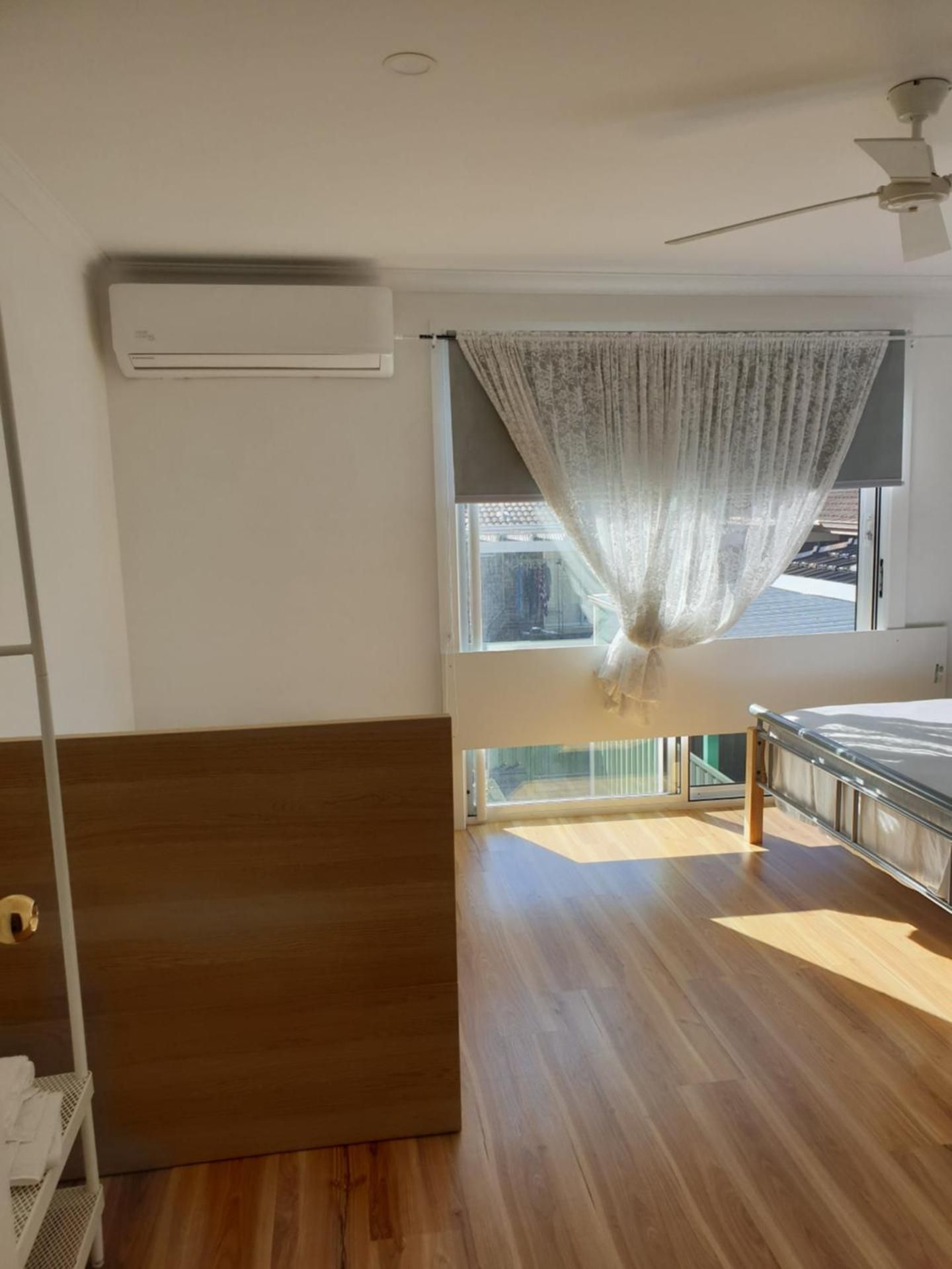 Deluxe Double Room (1 adult + 2 children)