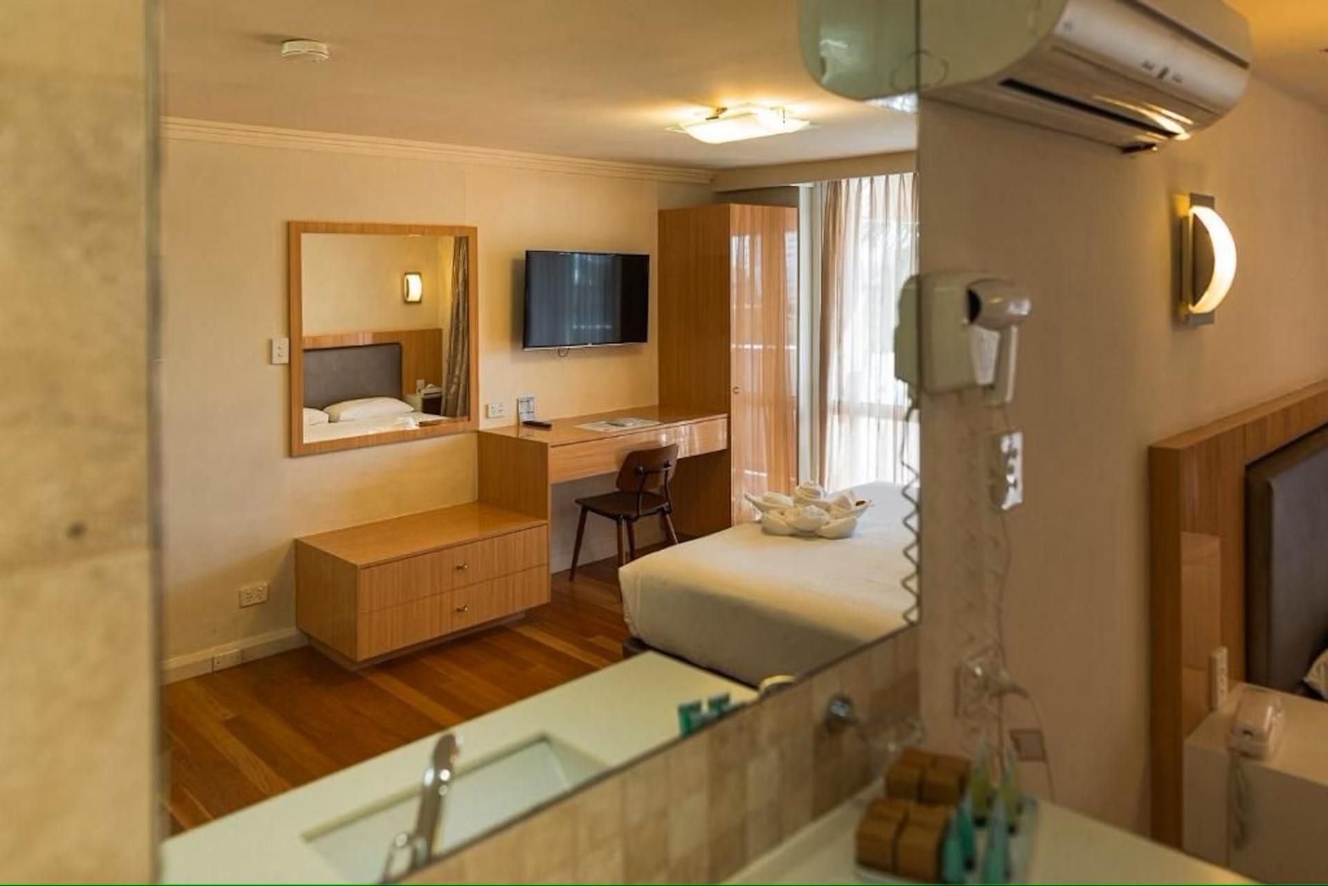 Luxury Suite with Spa Bath