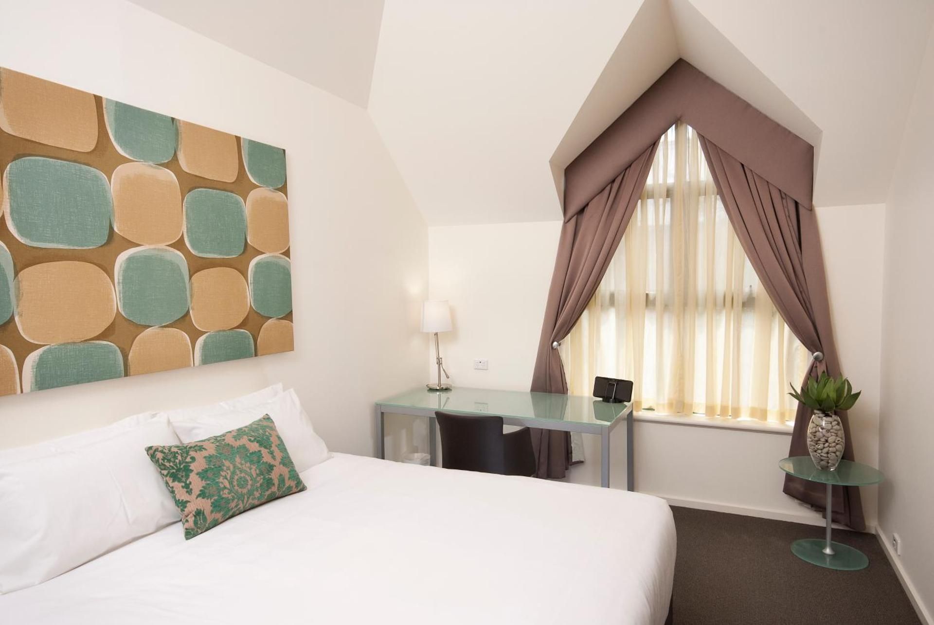 1-Bedroom Apartment - Annex
