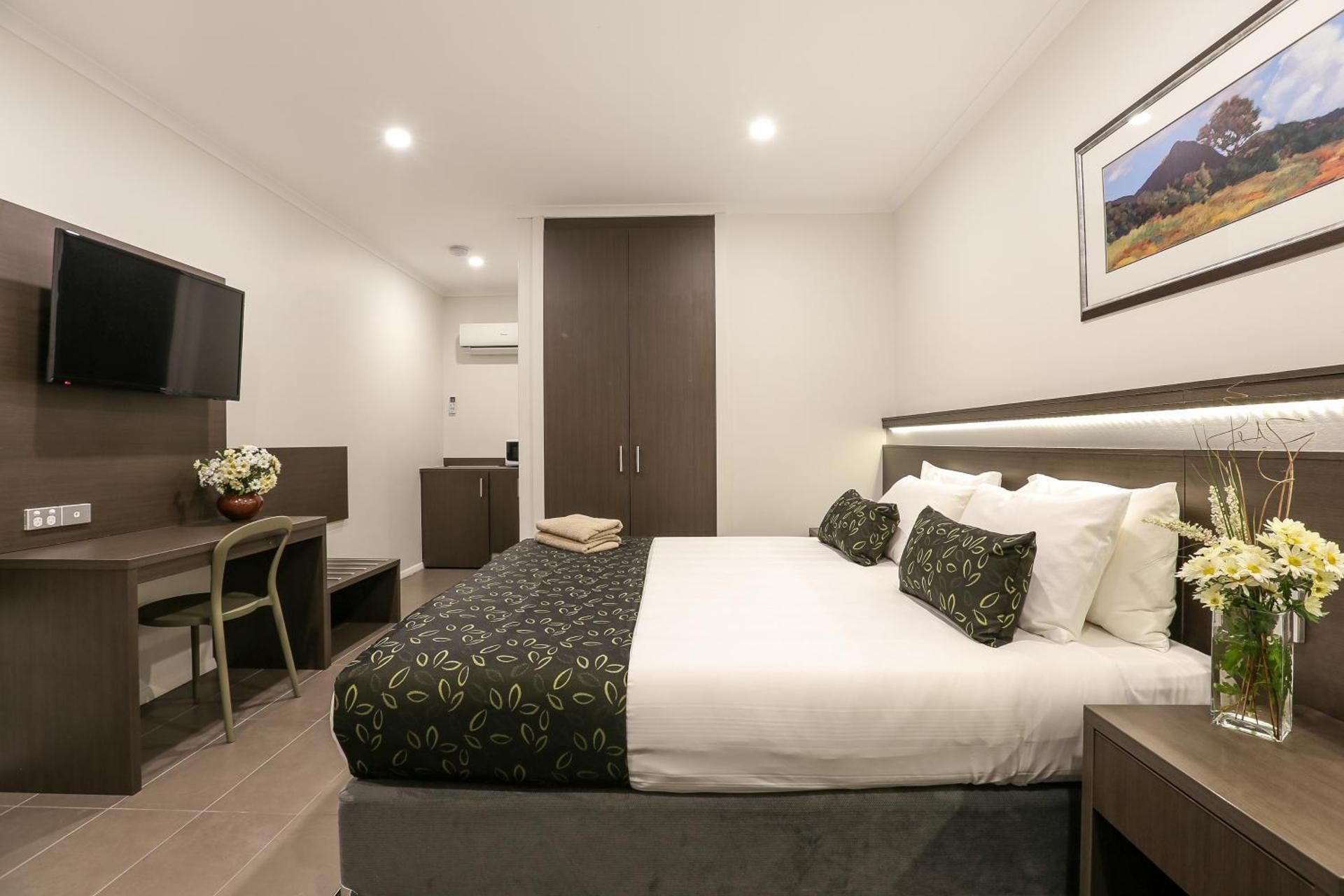 Superior Deluxe Double or Twin Room 