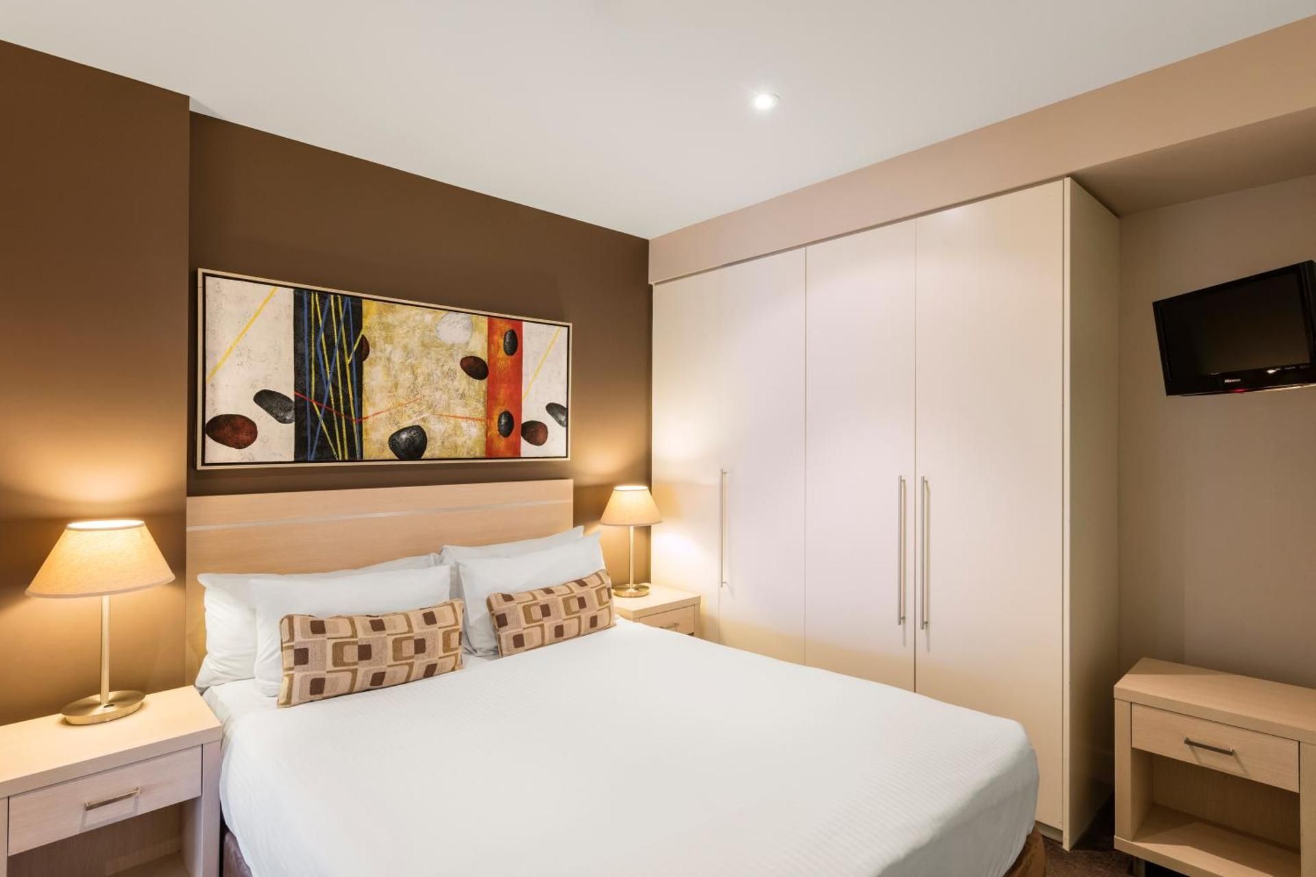 One-Bedroom Apartment - No Housekeeping
