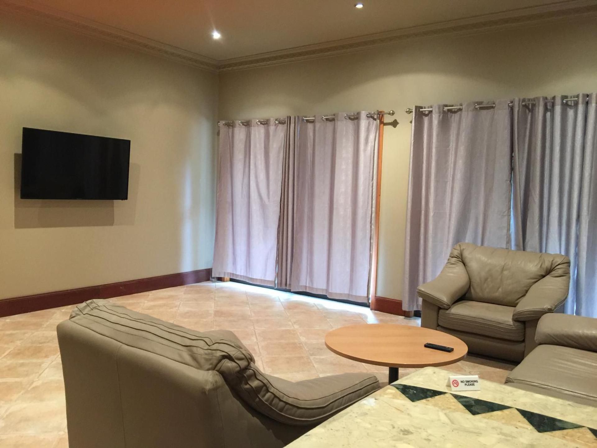 One Bedroom Apartment