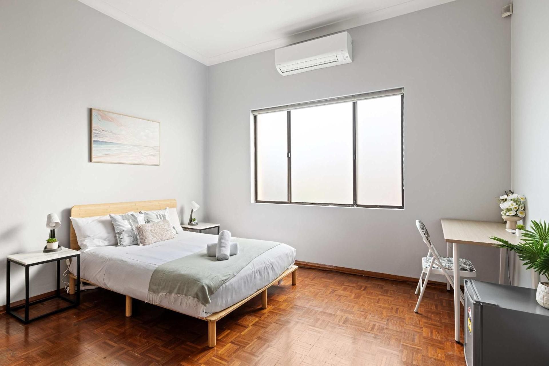 Double Room with Shared Bathroom