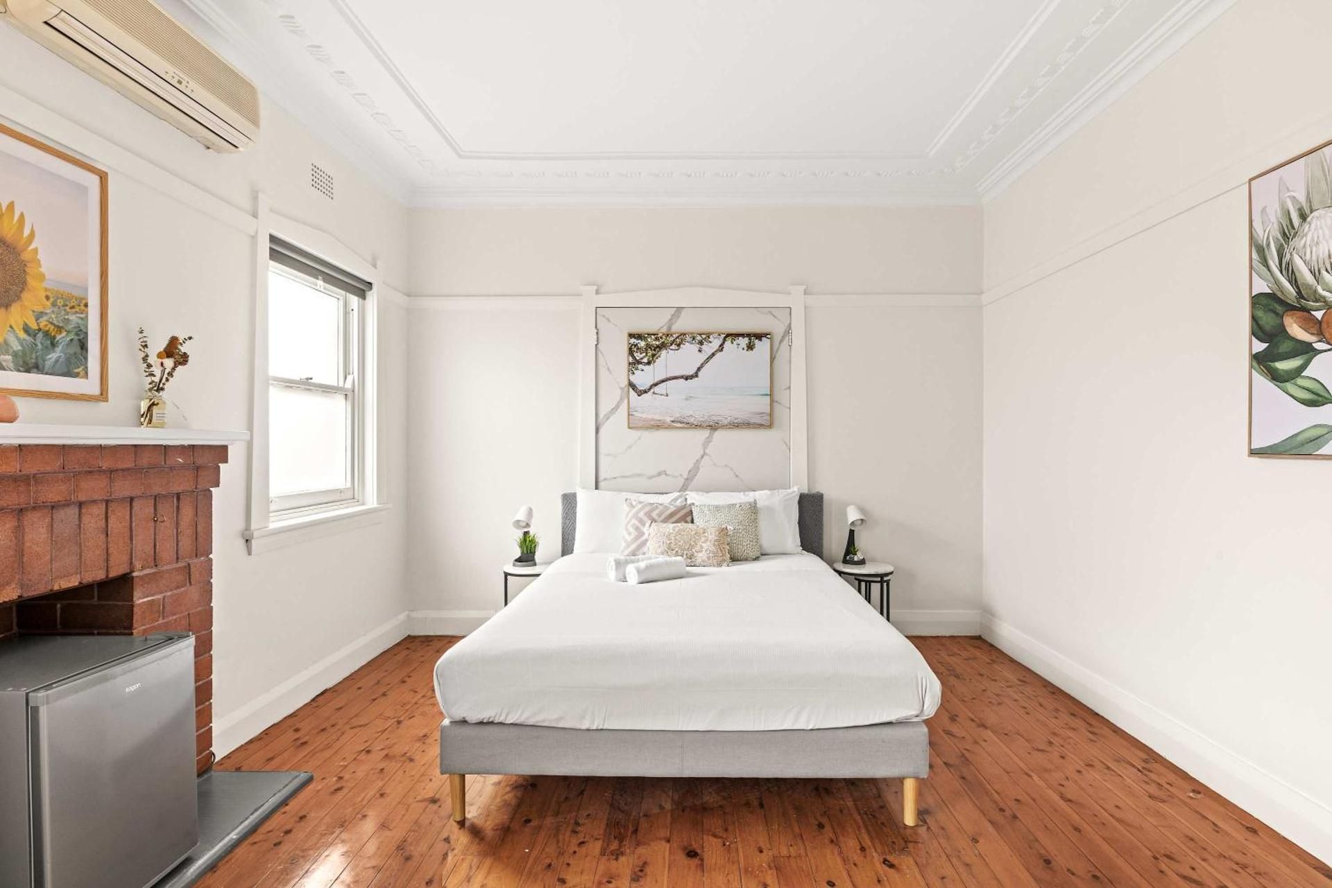 Queen Room with Shared Bathroom