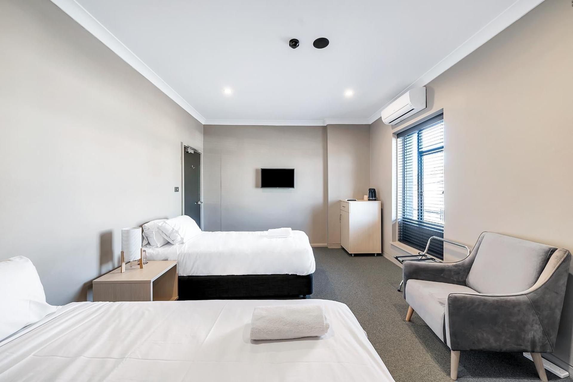 Twin Room with Shared Bathroom