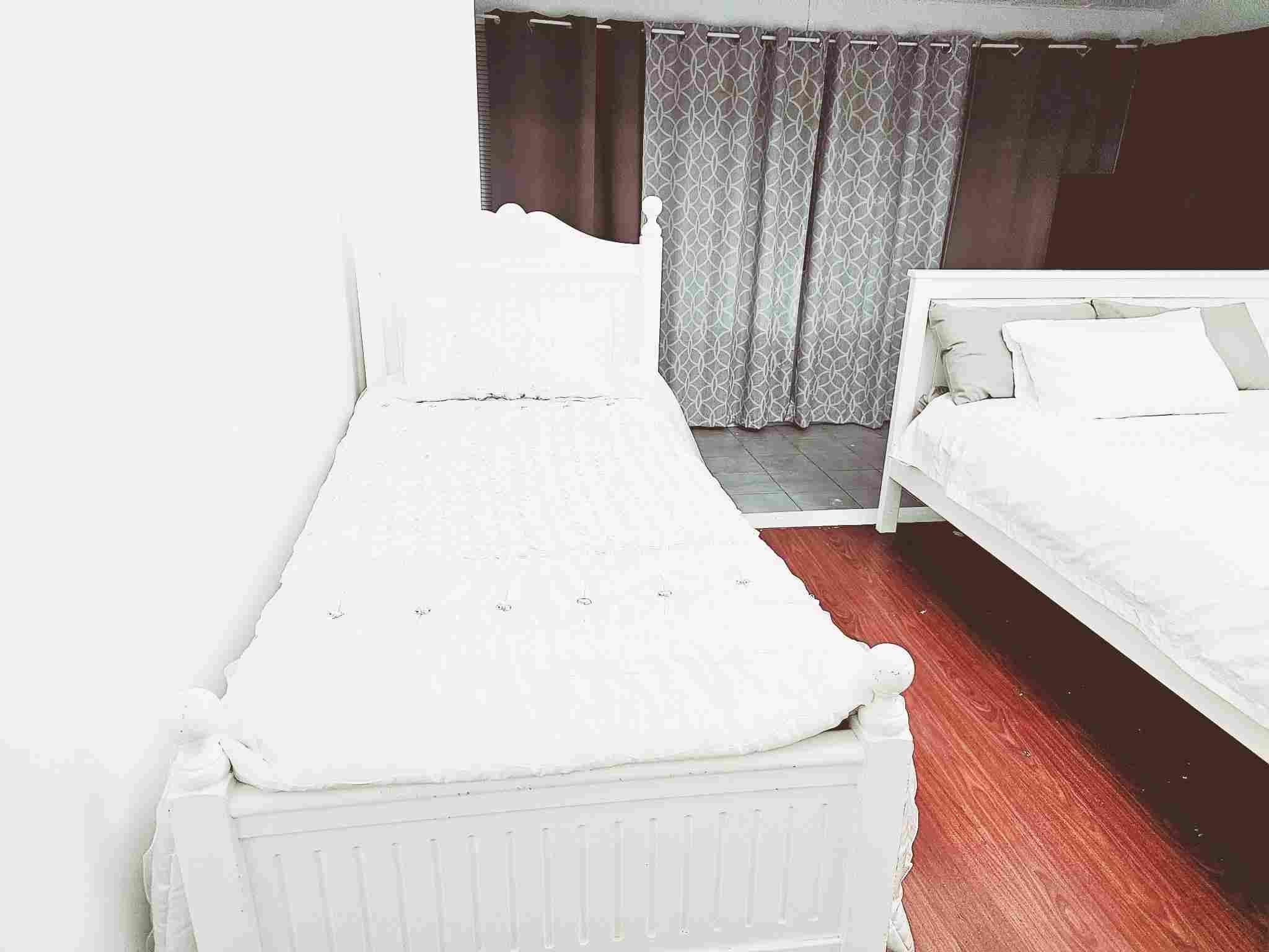 Queen Room with Shared Bathroom