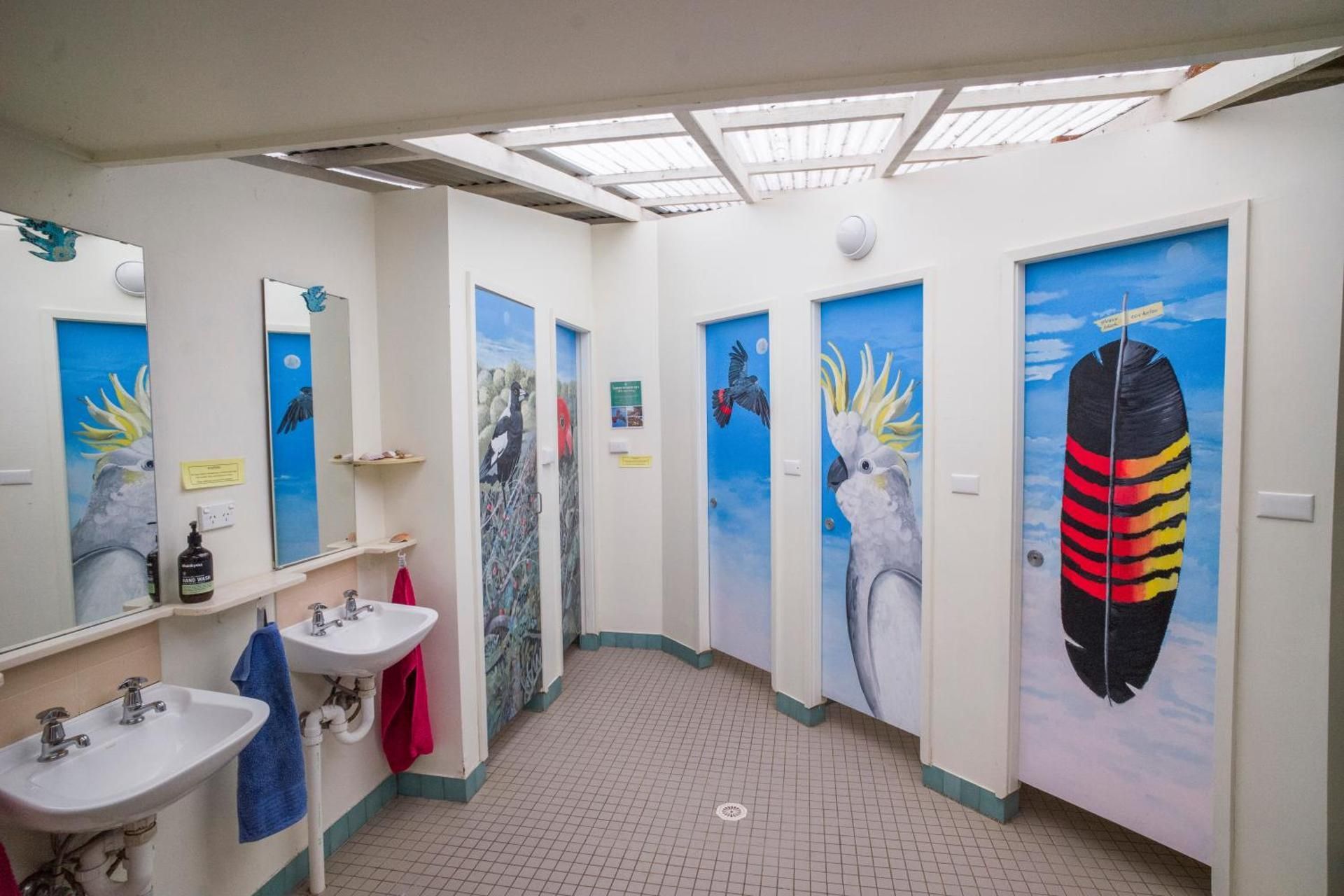 6-Bed Mixed Dormitory Room
