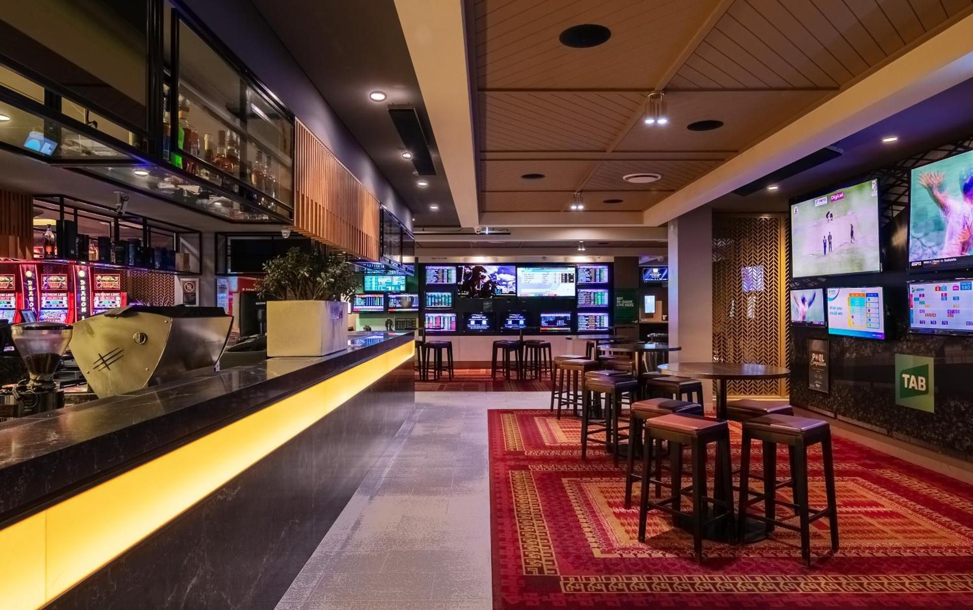 Palms Hotel