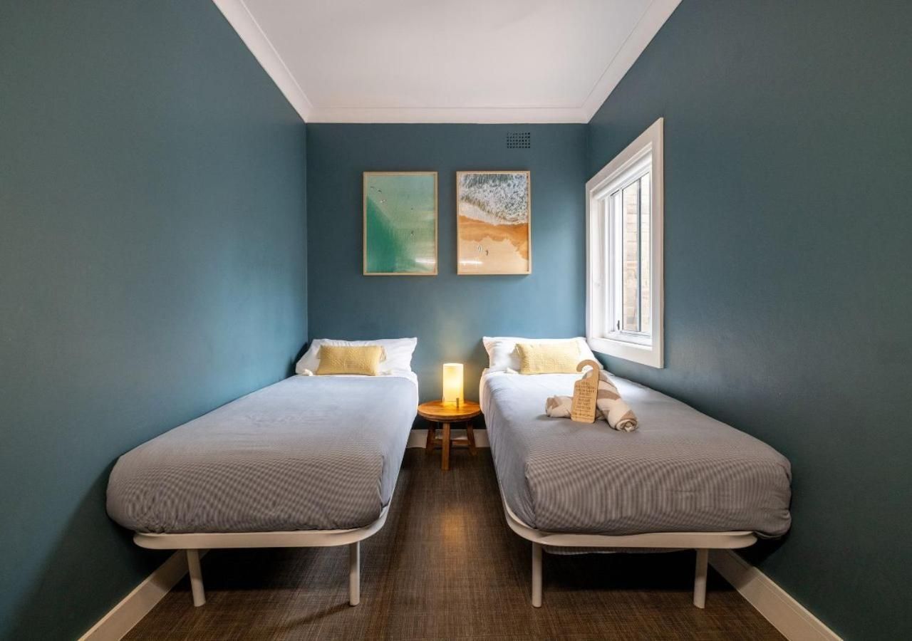 Twin Room with Shared Bathroom