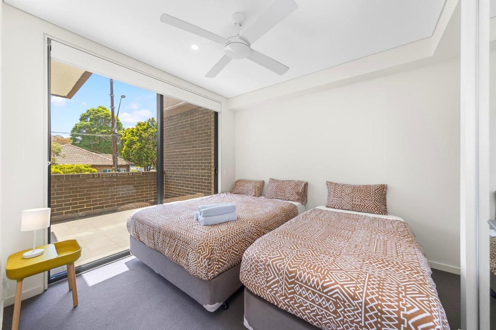 One-Bedroom Apartment with Balcony