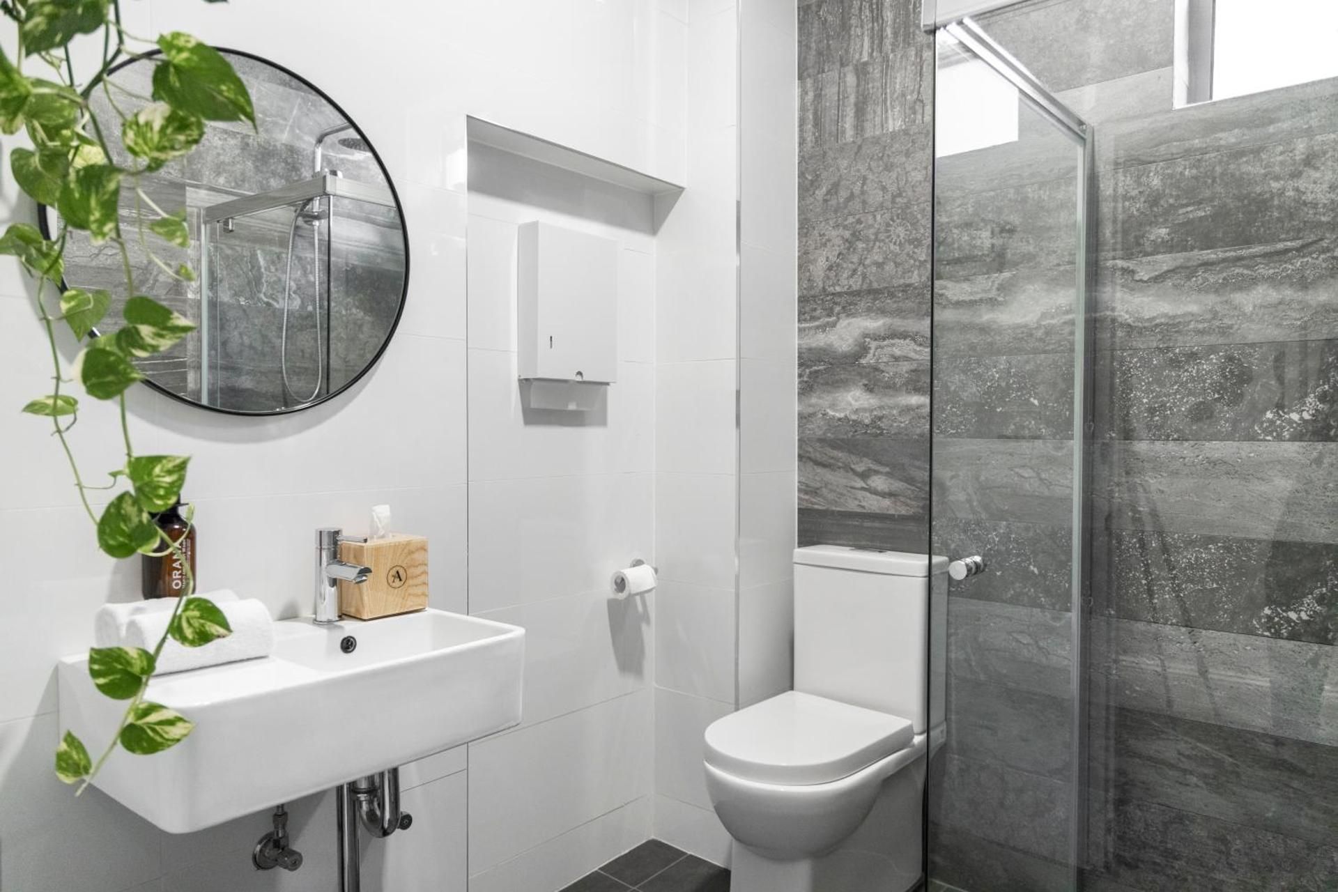 Single Room with Shared Bathroom