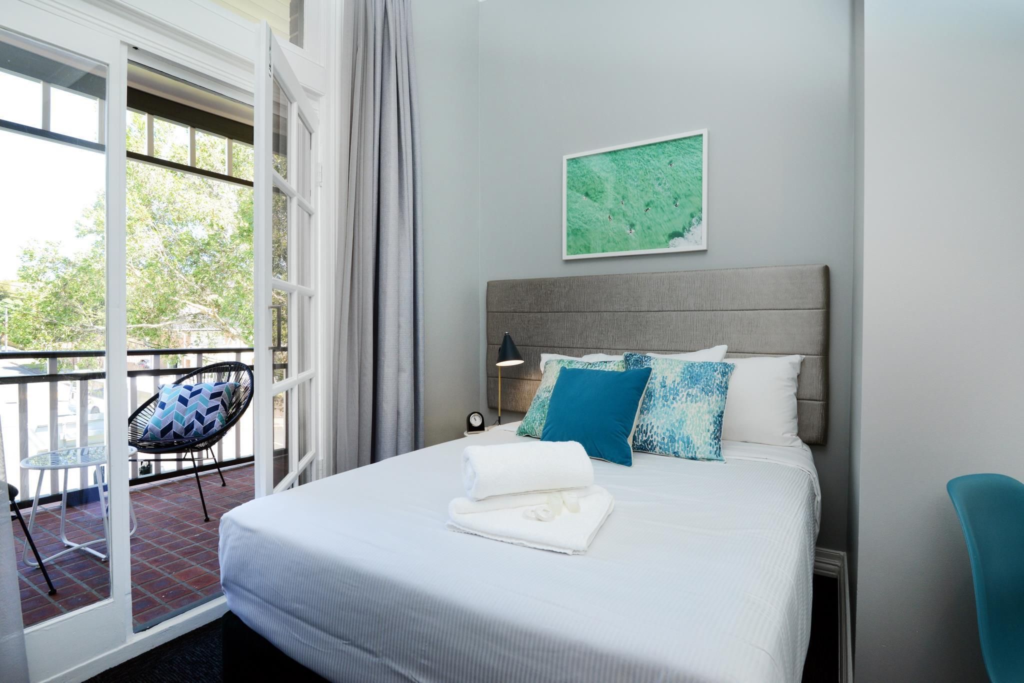 Twin Room with Shared Bathroom