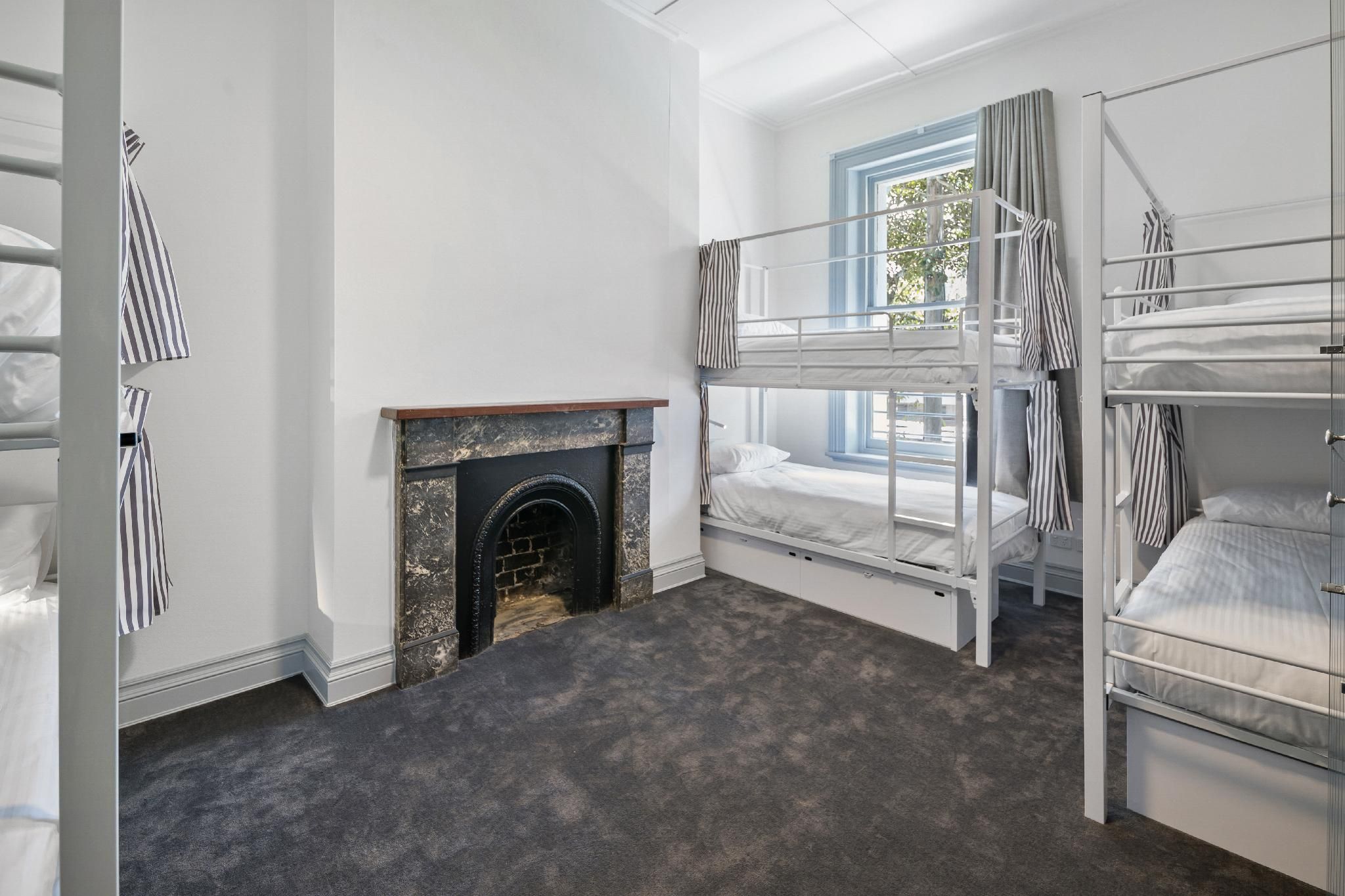 1 Person in 6-Bed Dormitory - Mixed