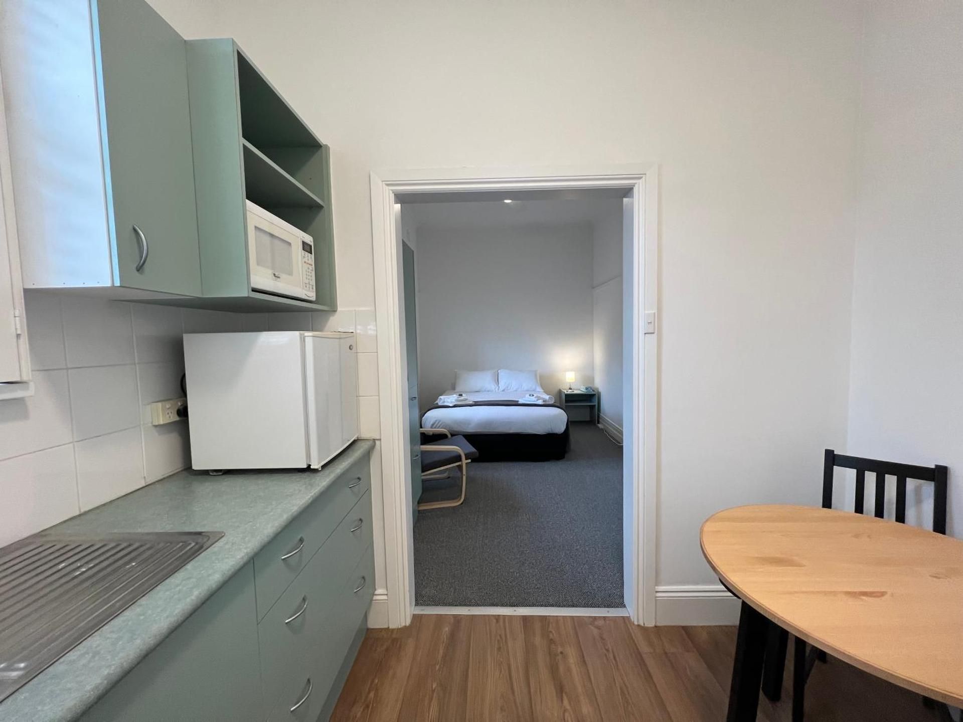 Hotel Concord Deluxe Queen Studio  3