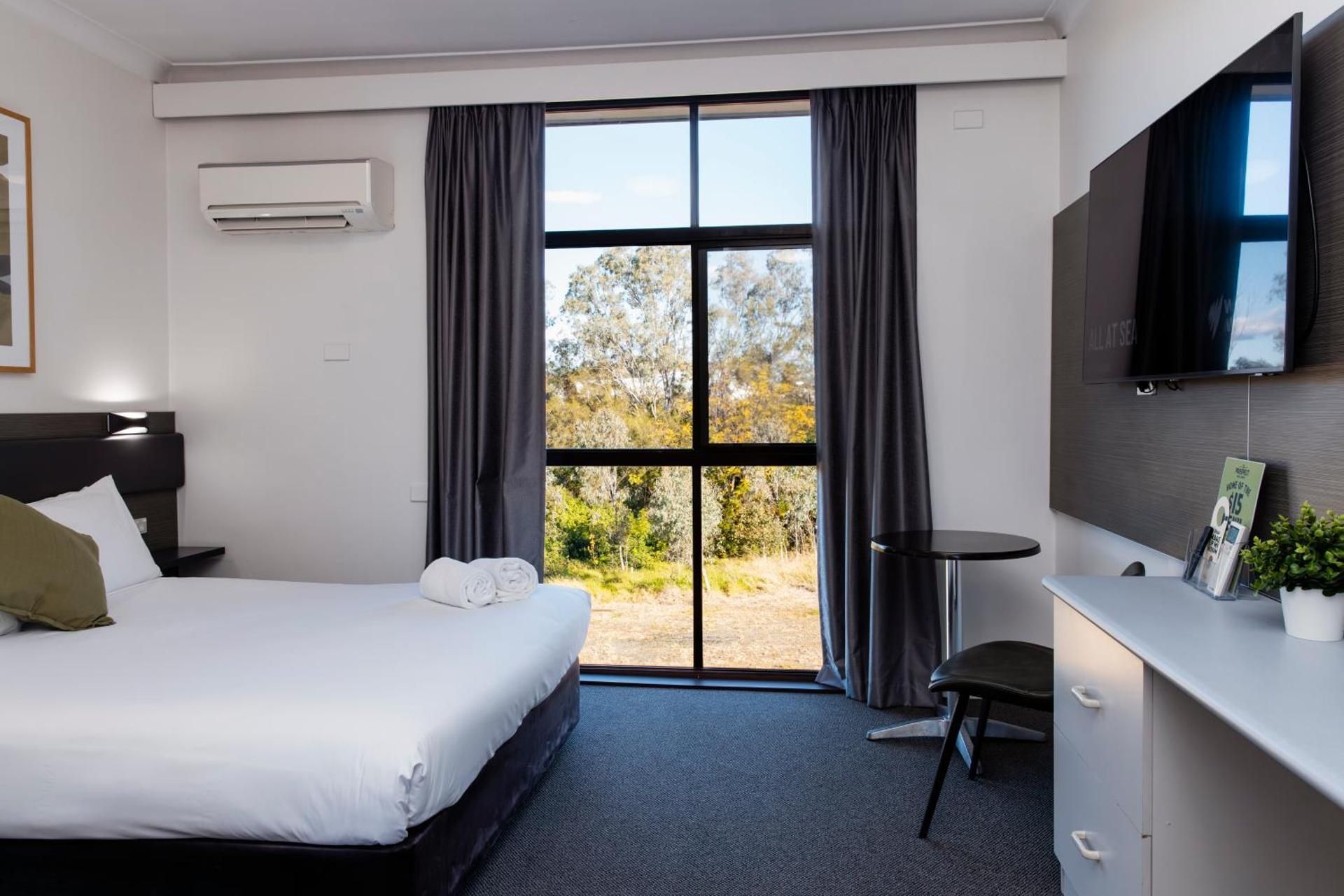 Prospect Hotel Motel Queen and Single Room 2