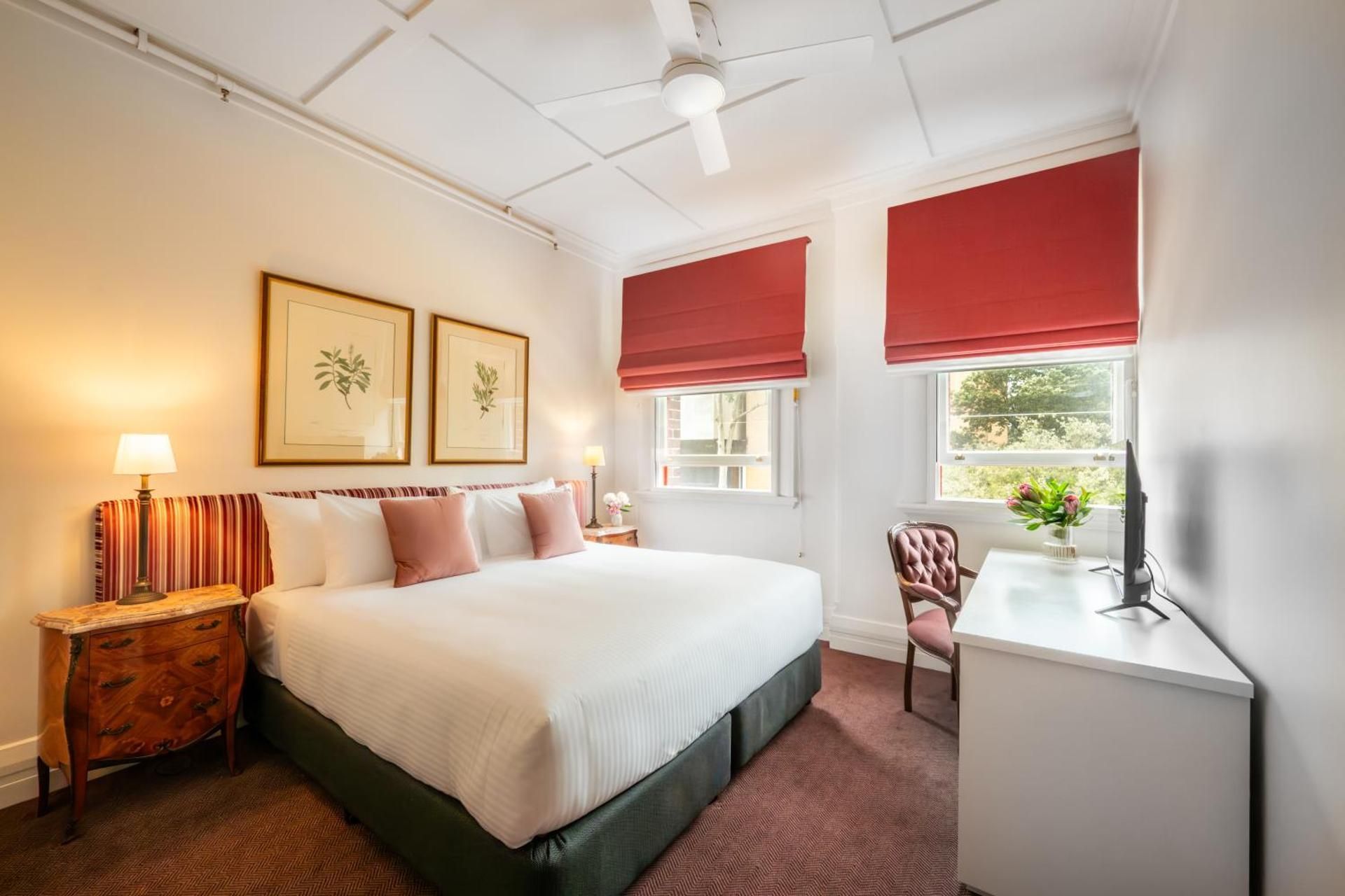 Superior King Room