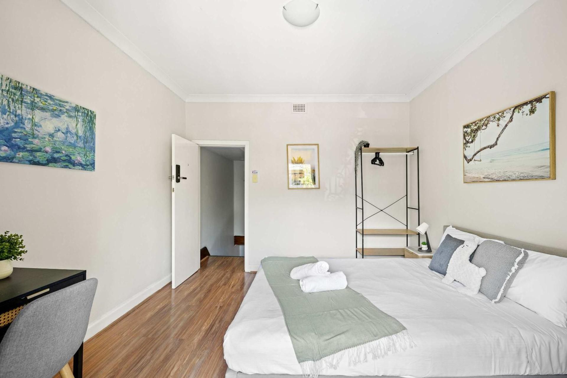 Queen Room with Shared Bathroom