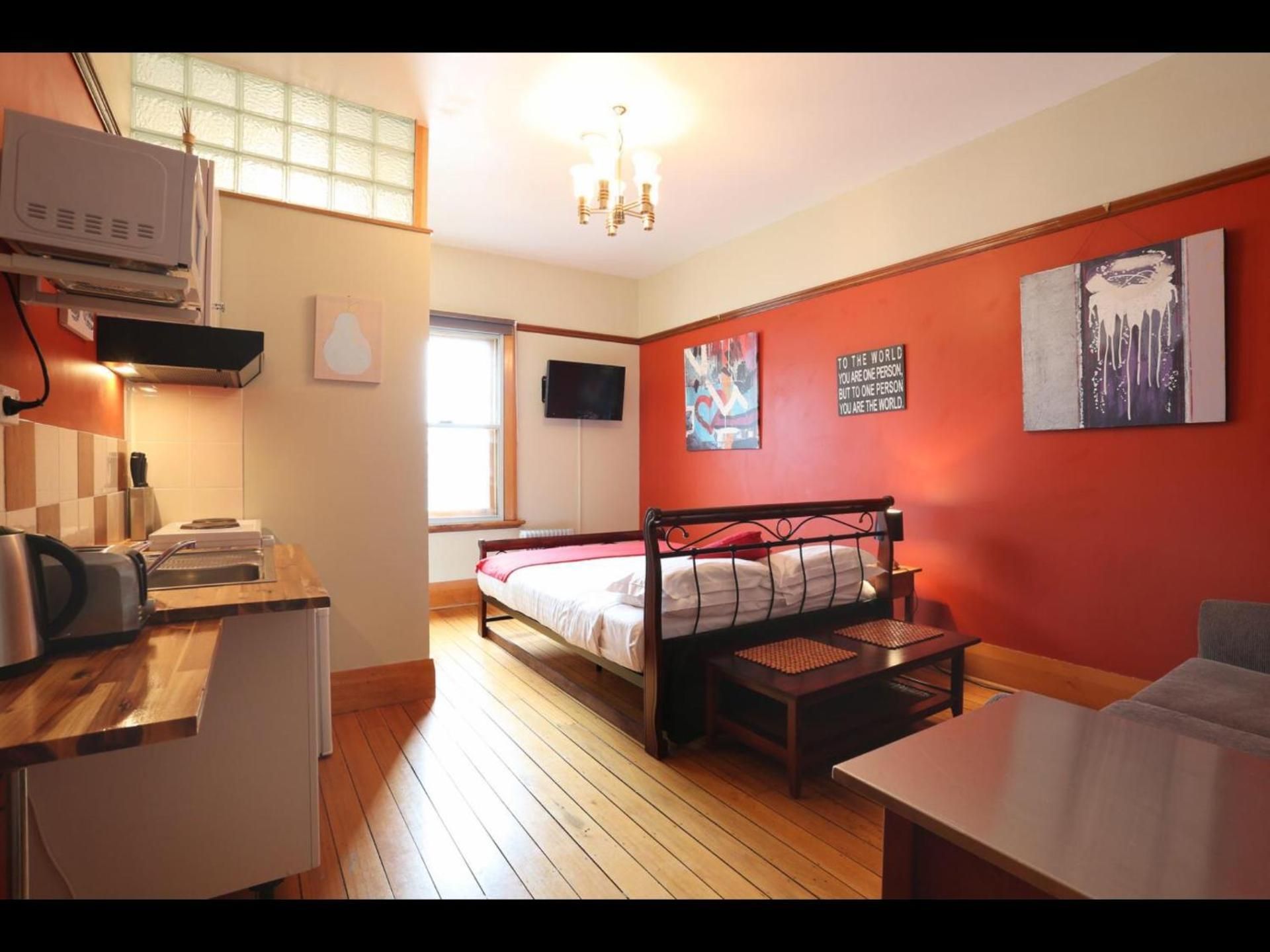 Studio Apartment