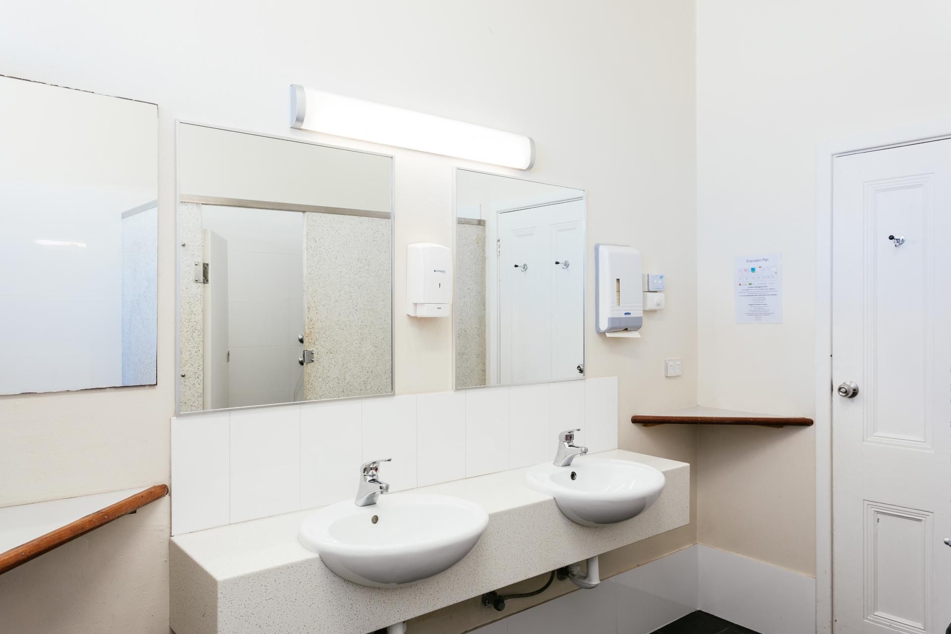 Six Degrees Boutique Hotel Double Harbour View 2