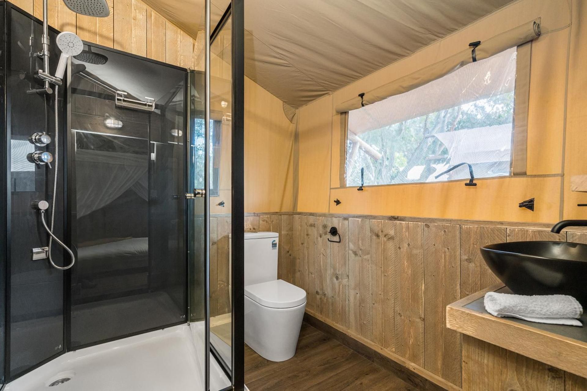 Couple’s Glamping Tent (No Pets)