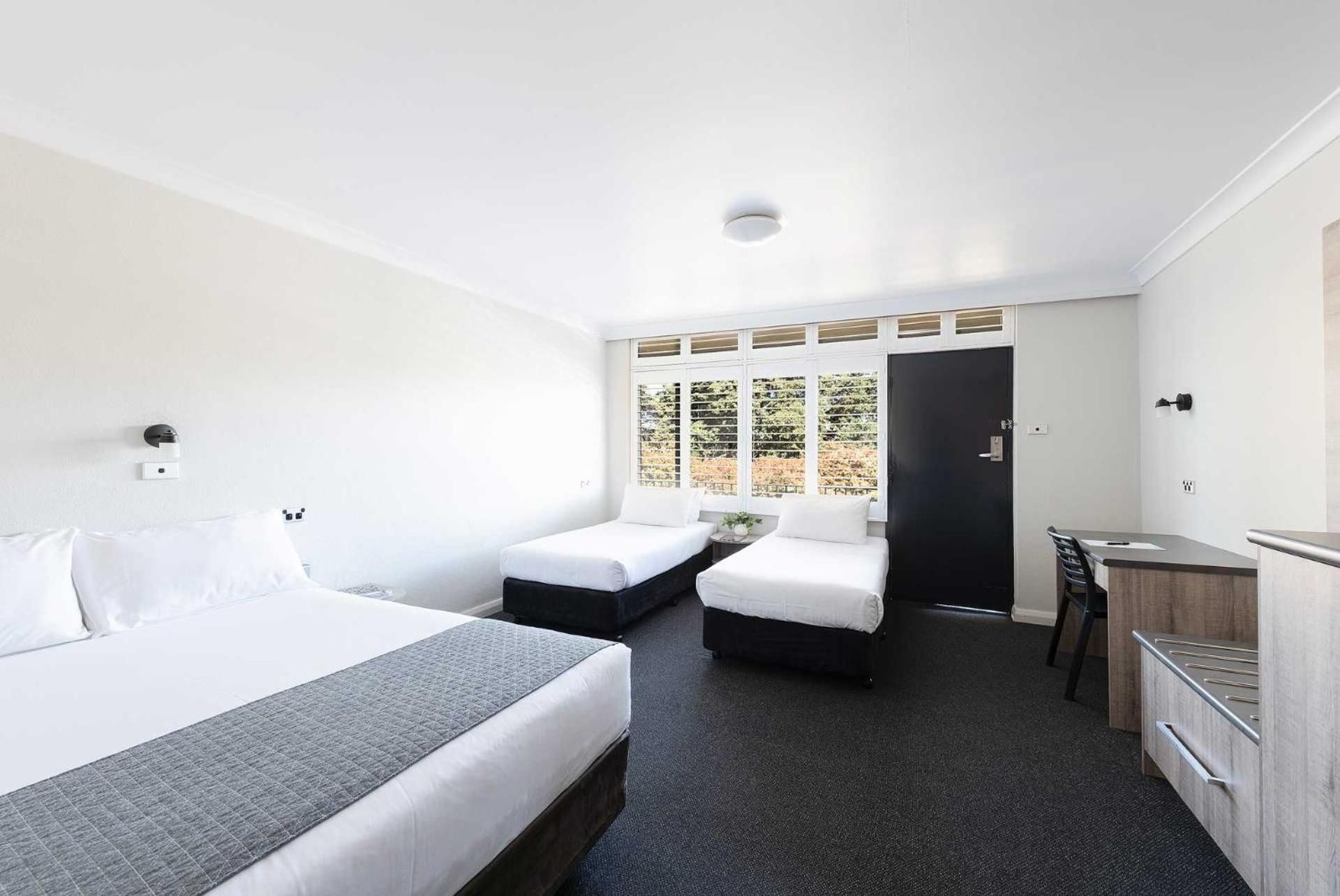 Panorama Bathurst Superior Family Room